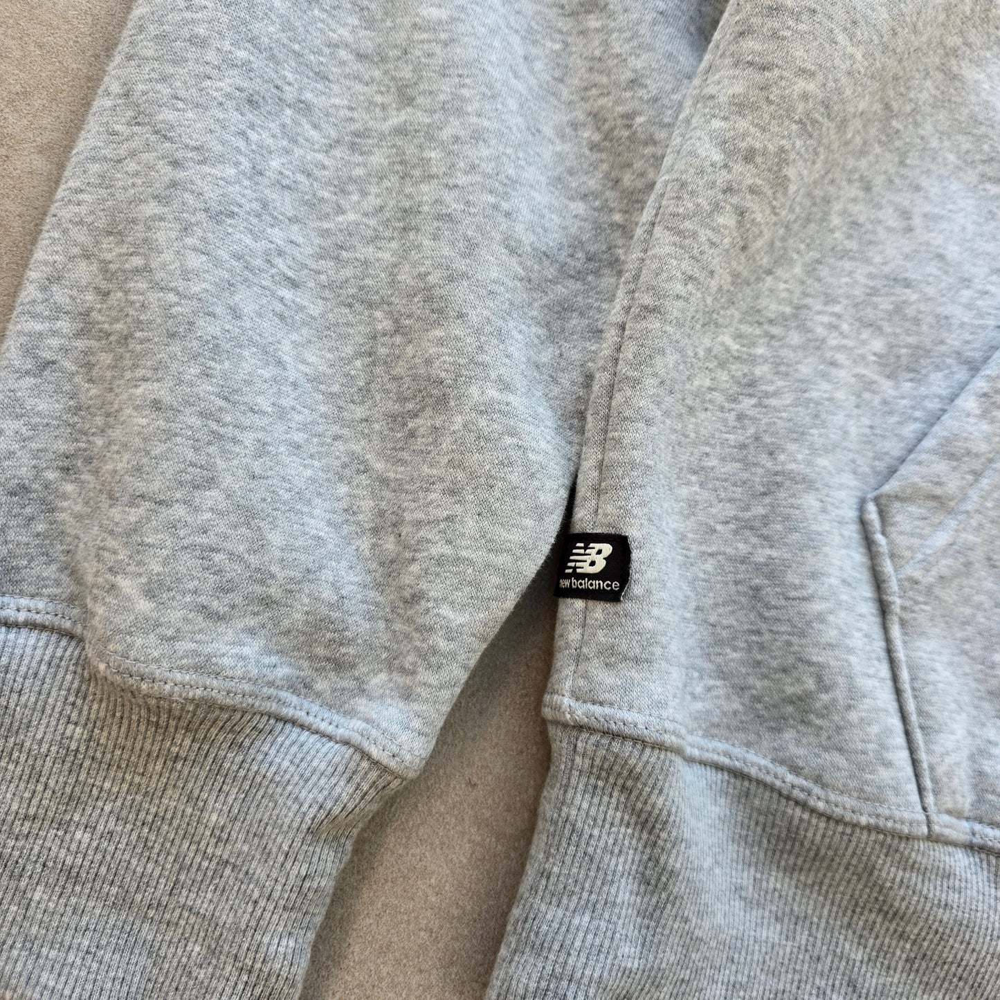 New Balance Hoodie - M