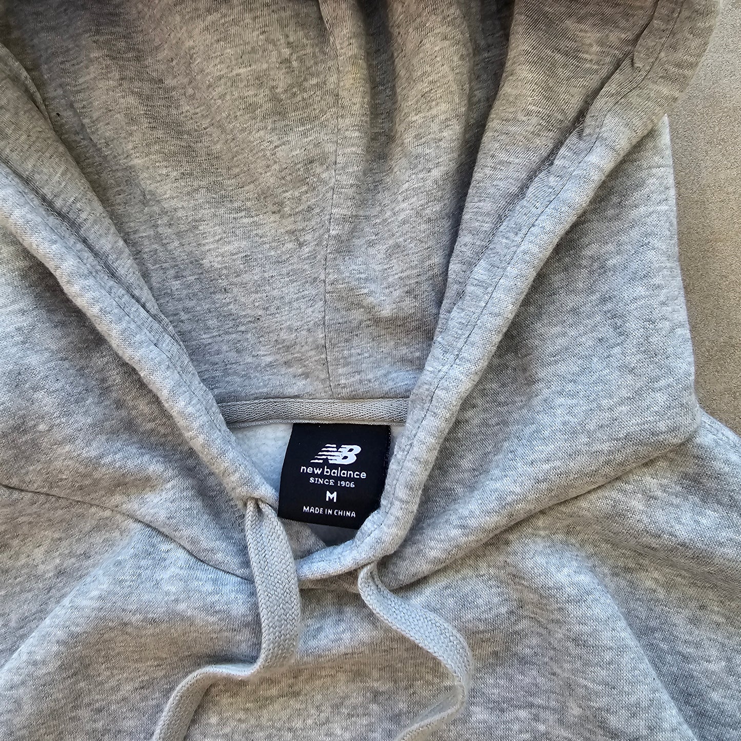 New Balance Hoodie - M