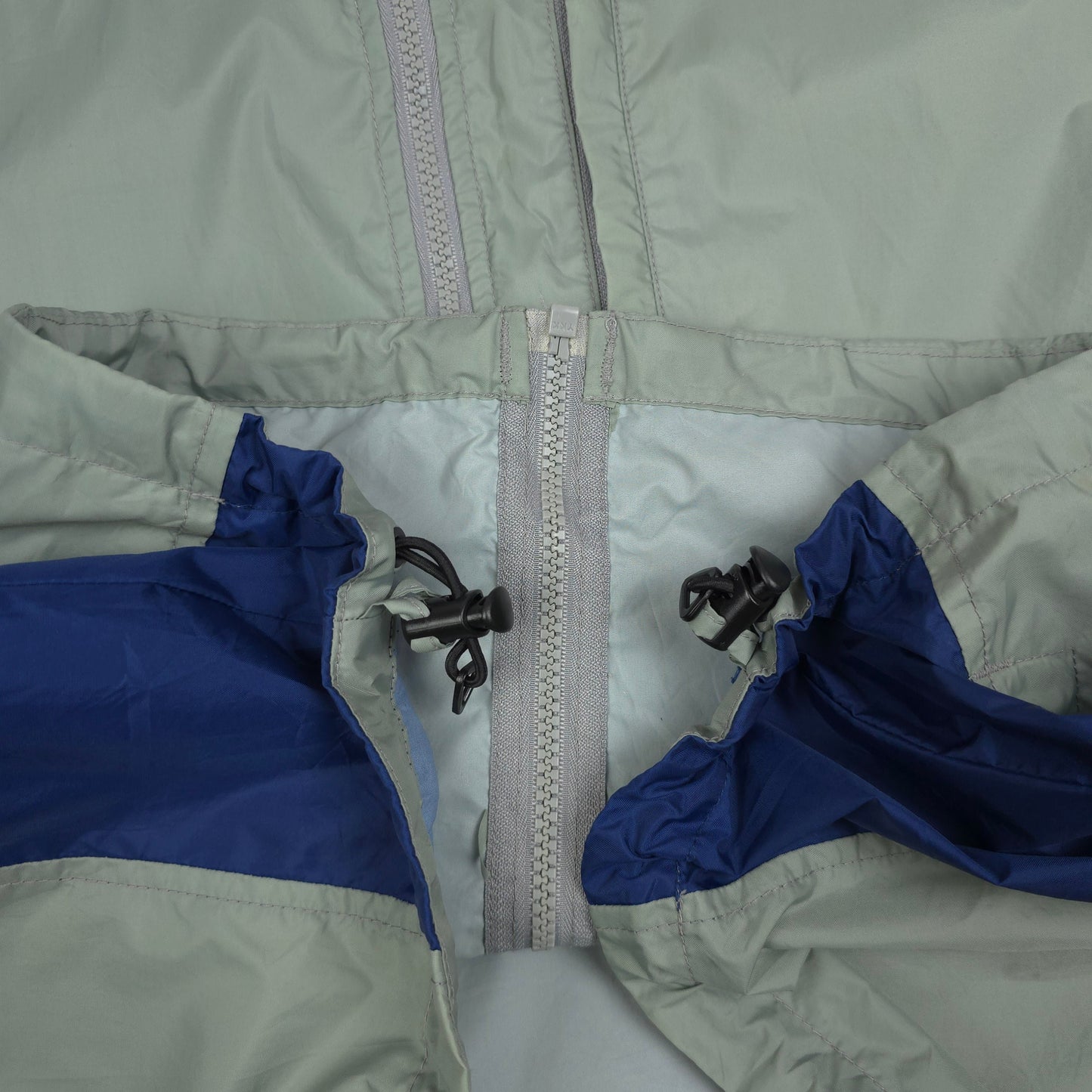 Vintage Columbia Windbreaker Jacket - L