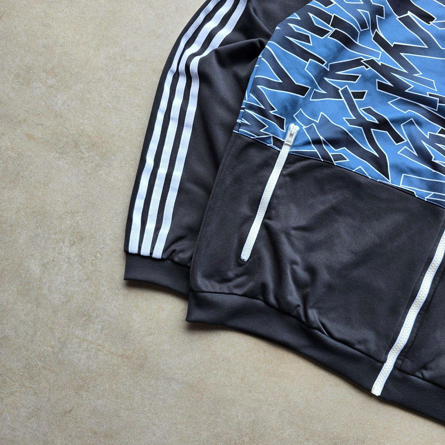 Adidas Shattered Stripe Trefoil Track Jacket - L/XL