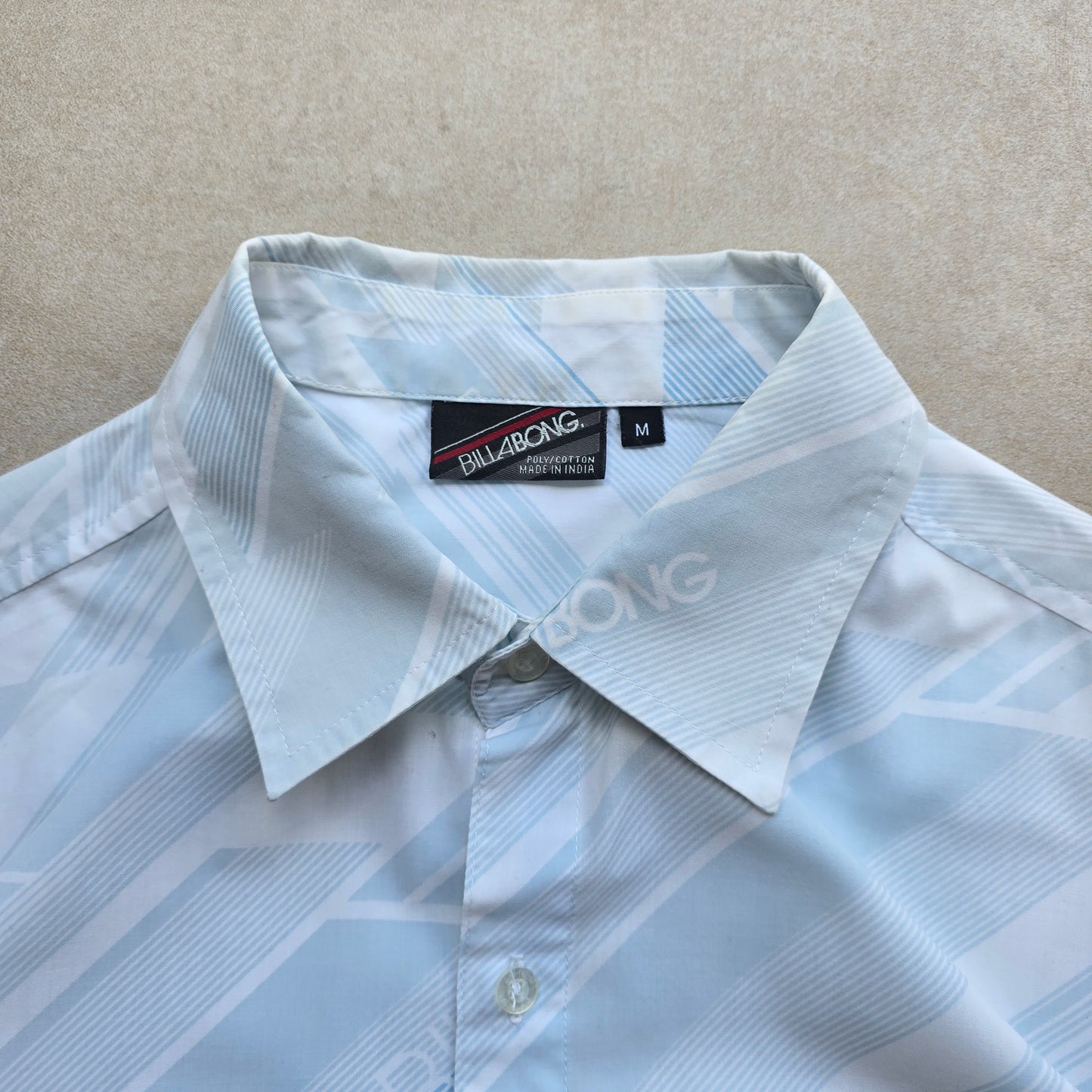 Y2K Billabong Short Sleeve Button Up Shirt - M