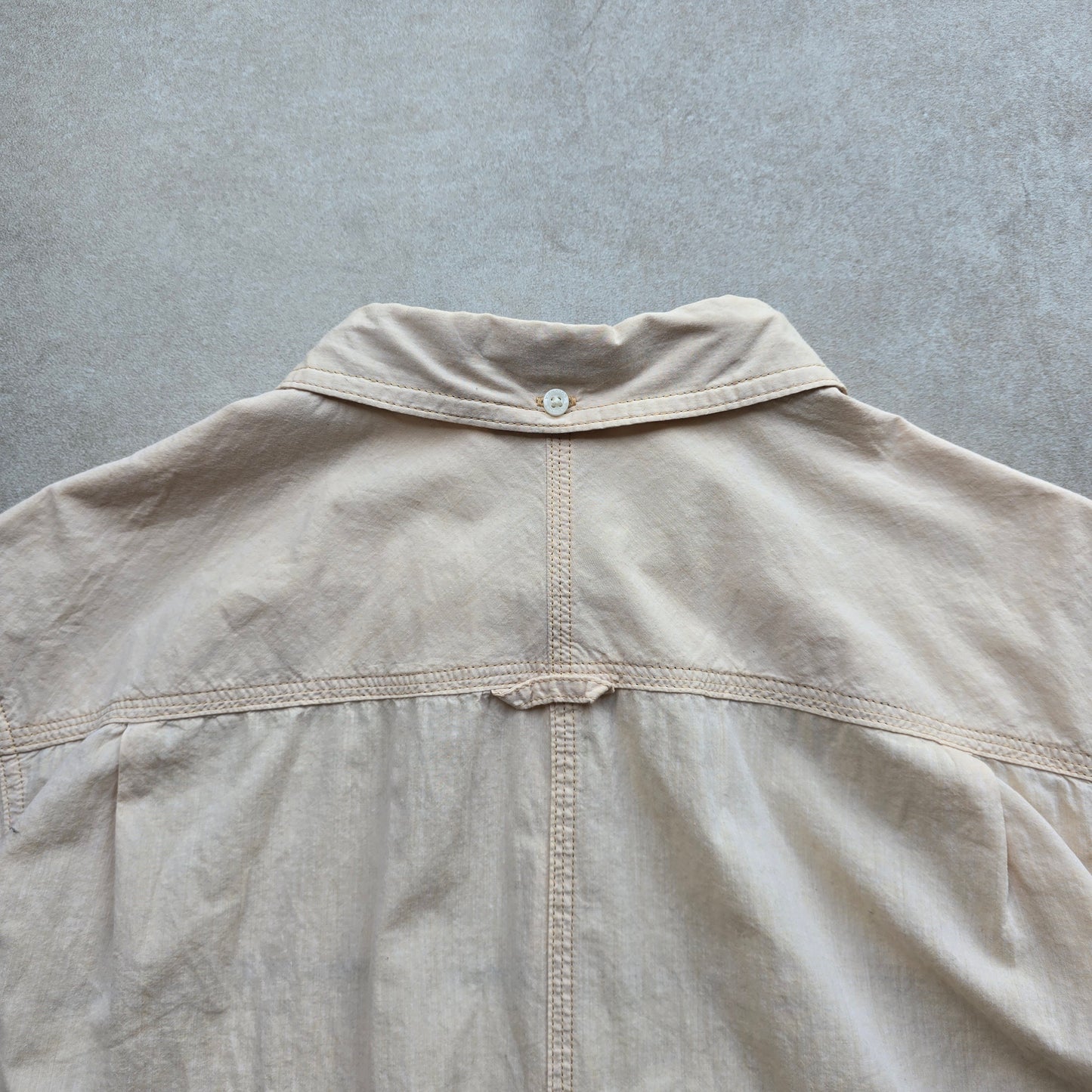 Columbia Short Sleeve Button Up Shirt - M