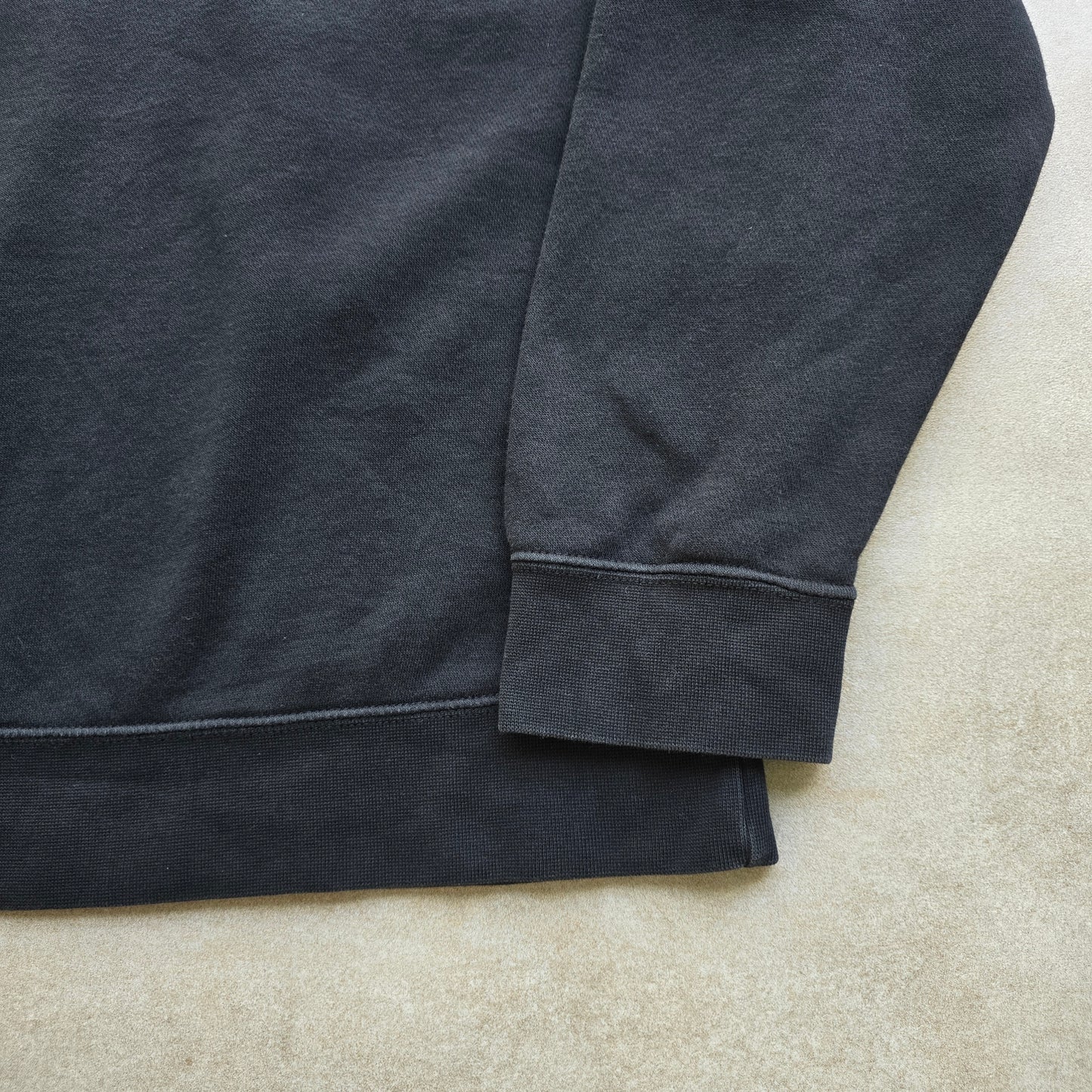 Nike Embroidered Swoosh 1/4 Zip Sweatshirt - M