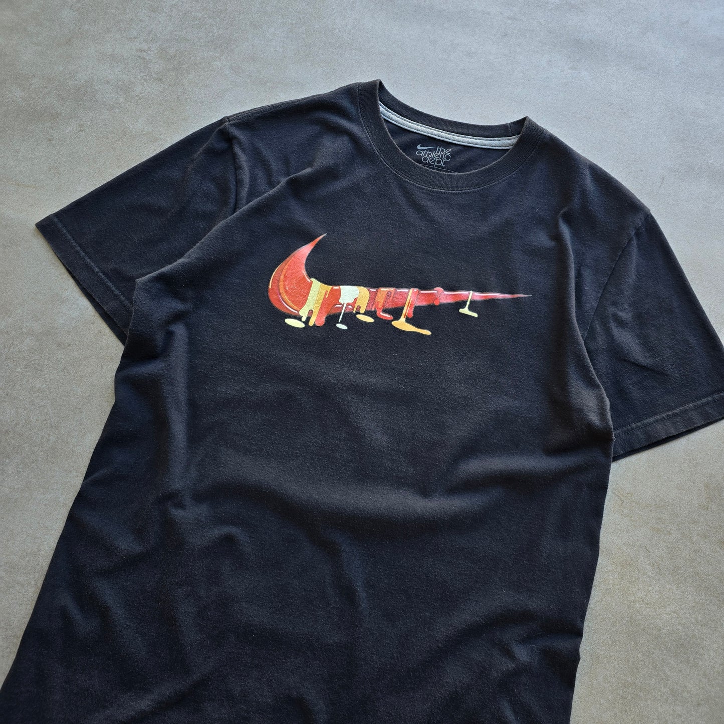 Nike Drip Big Swoosh Tee - M