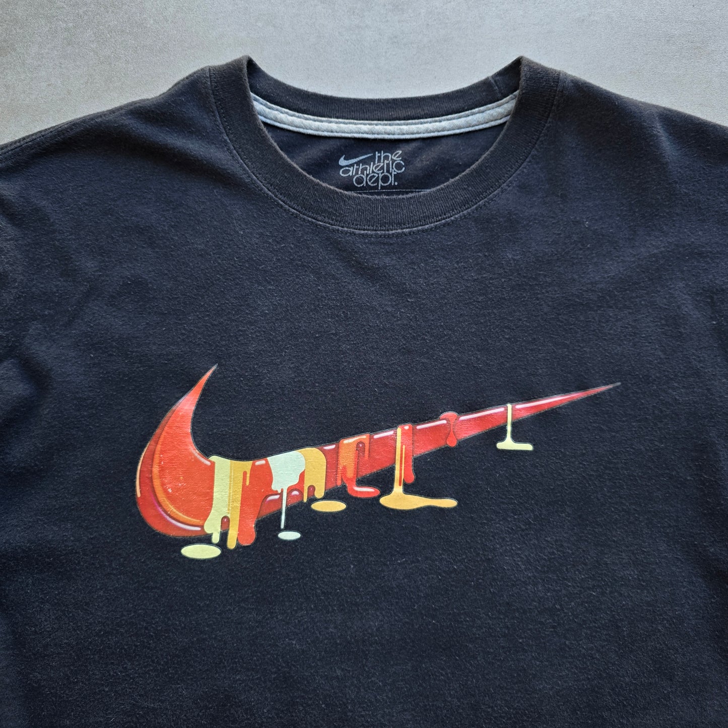 Nike Drip Big Swoosh Tee - M