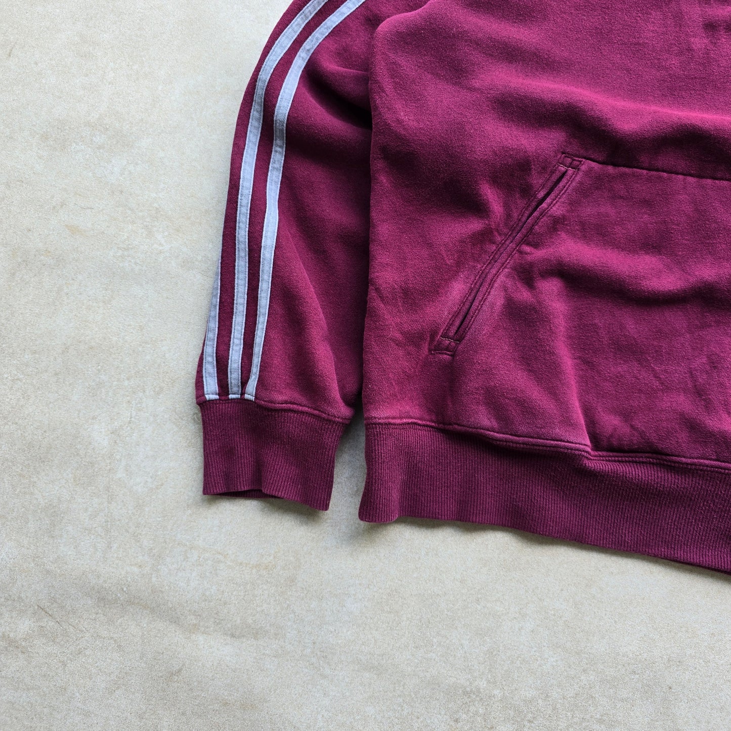 Y2K Adidas Spellout Hoodie - M/L