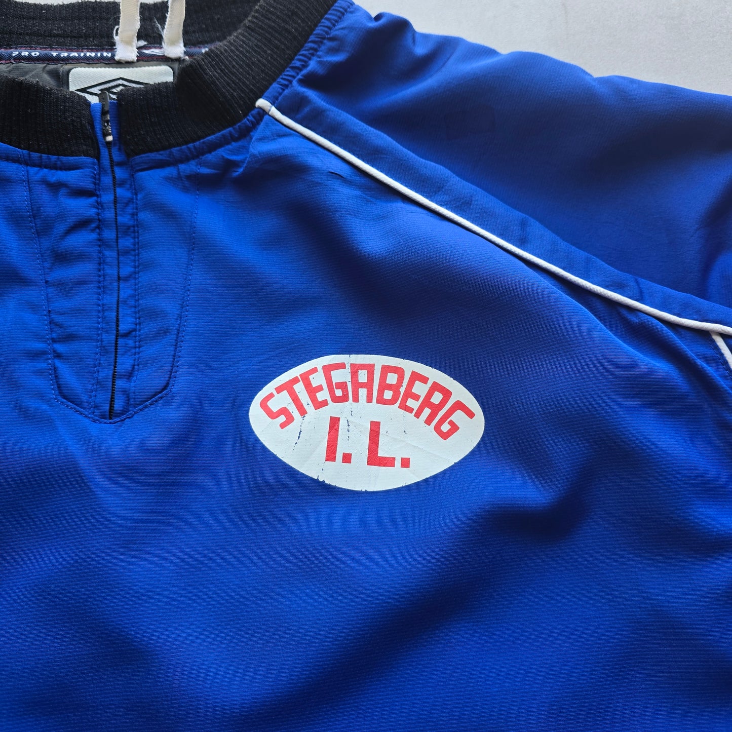 Vintage Umbro 1/4 Zip Pullover Jacket - M/L