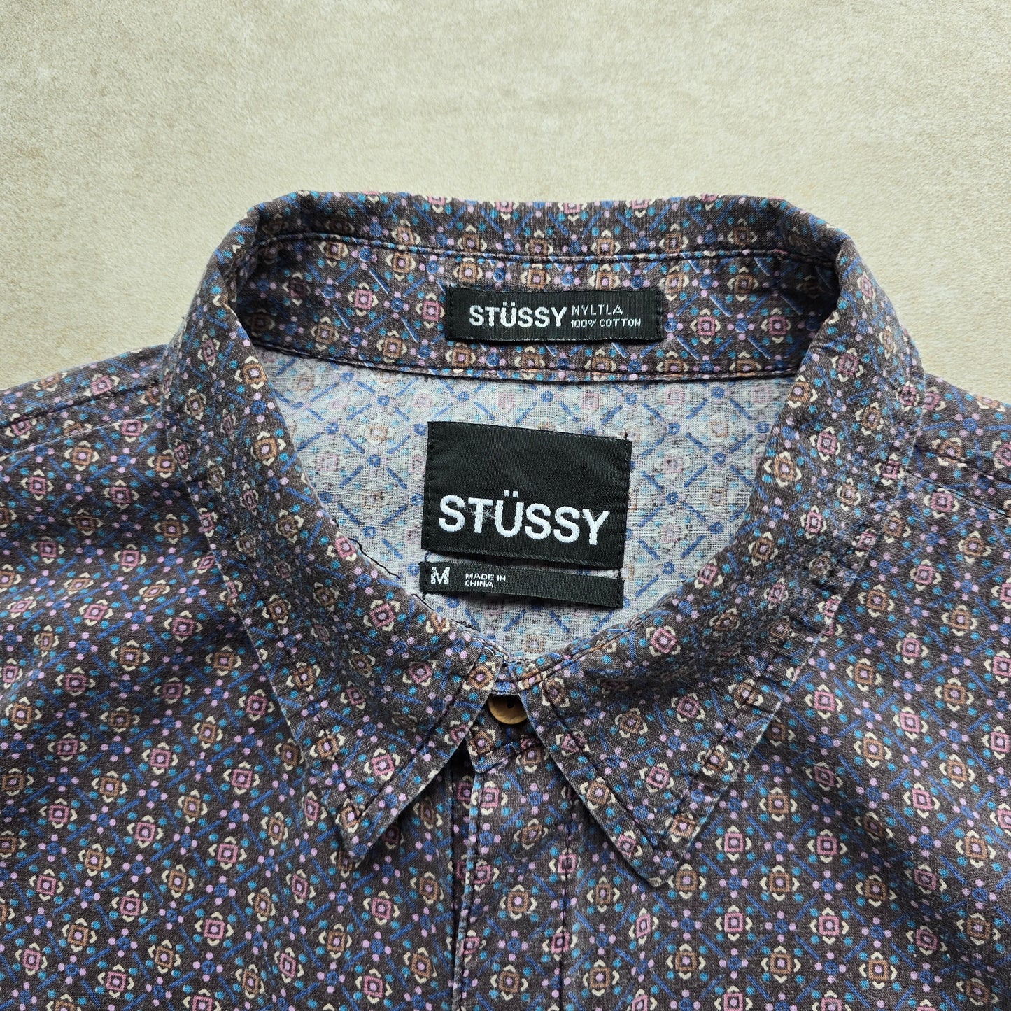 Stussy Short Sleeve Button Up Shirt - M
