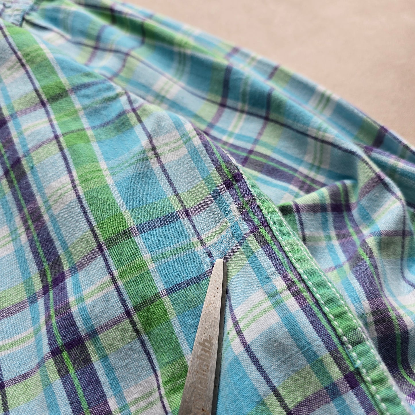 Vintage Tommy Hilfiger Long Sleeve Button Up Shirt - XL