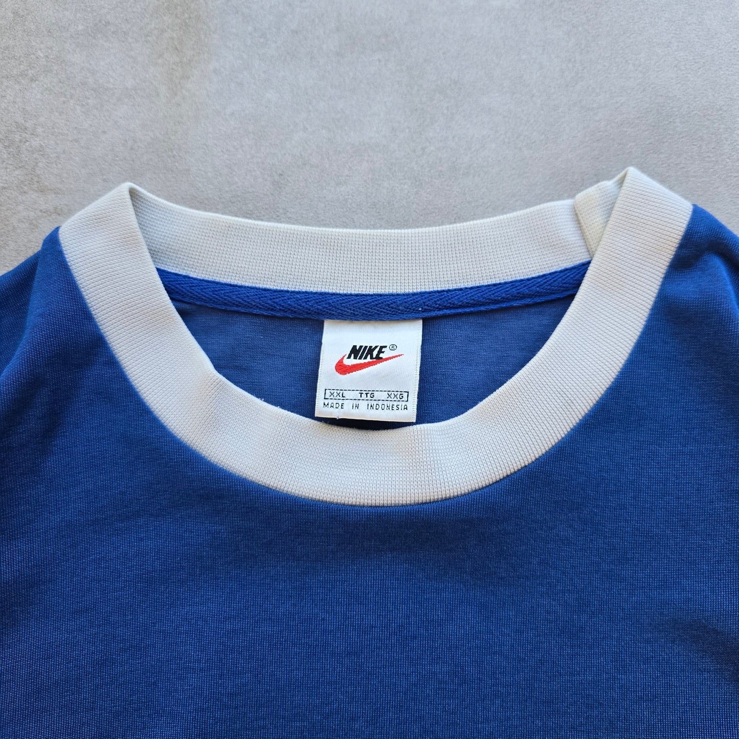 Rare Vintage Nike Embroidered Logo Tee - XXL