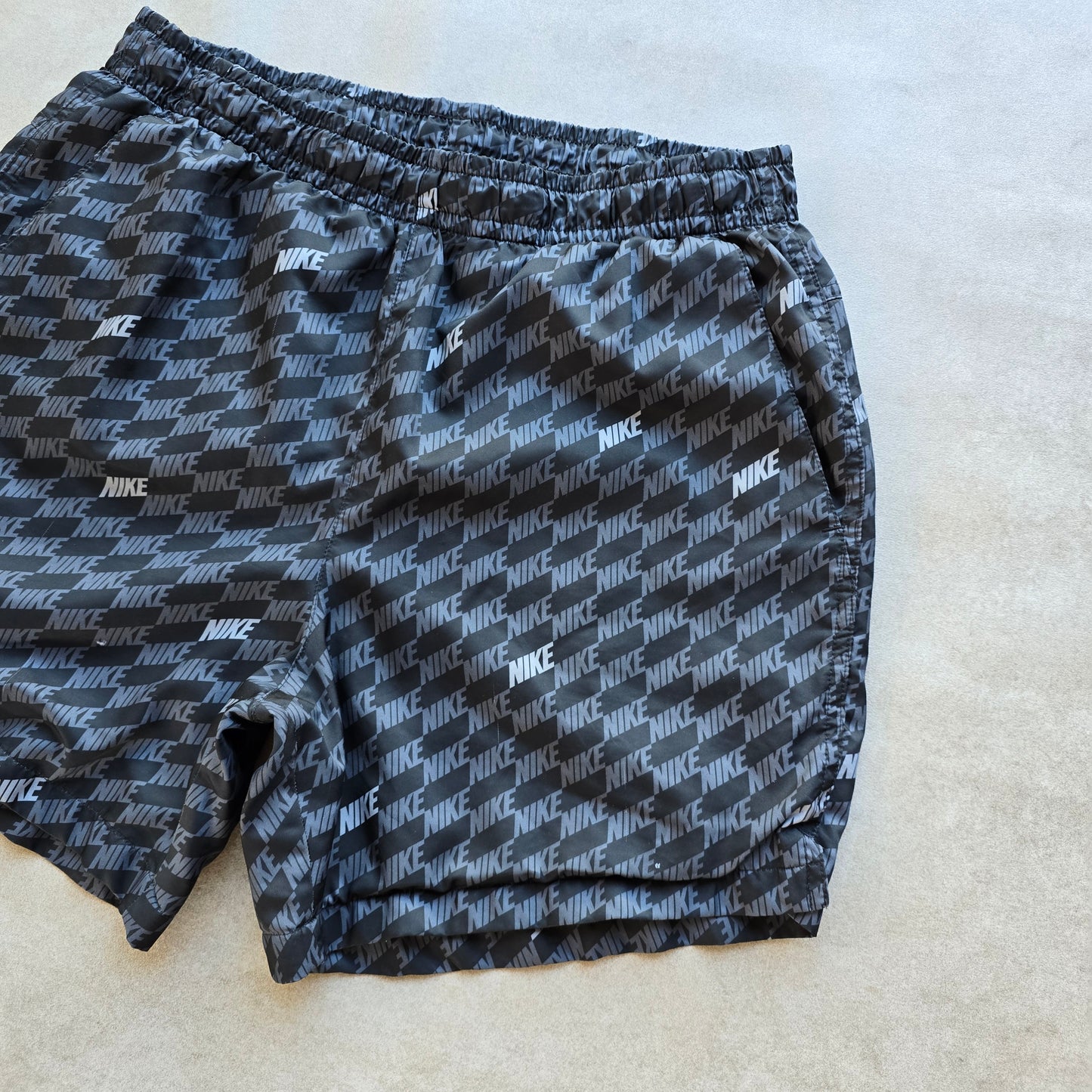 Nike AOP Swim Shorts - M