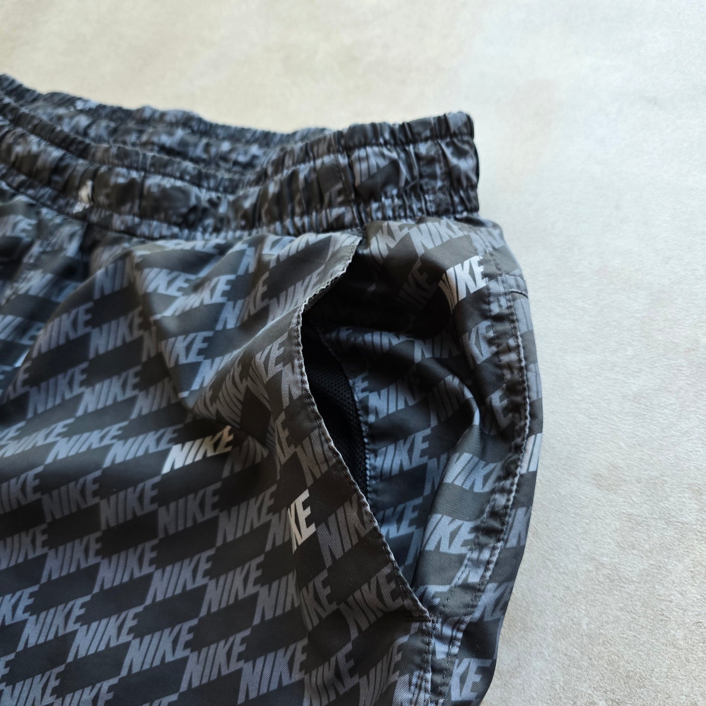 Nike AOP Swim Shorts - M