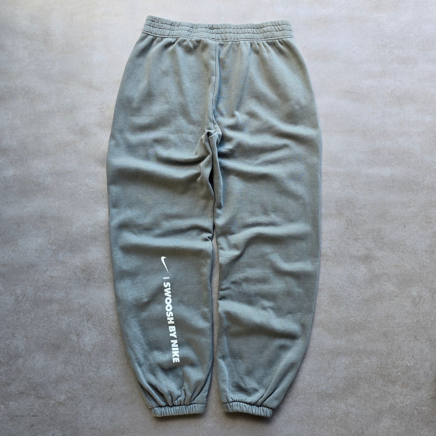 Nike Mini Swoosh Sweatpants - M/L