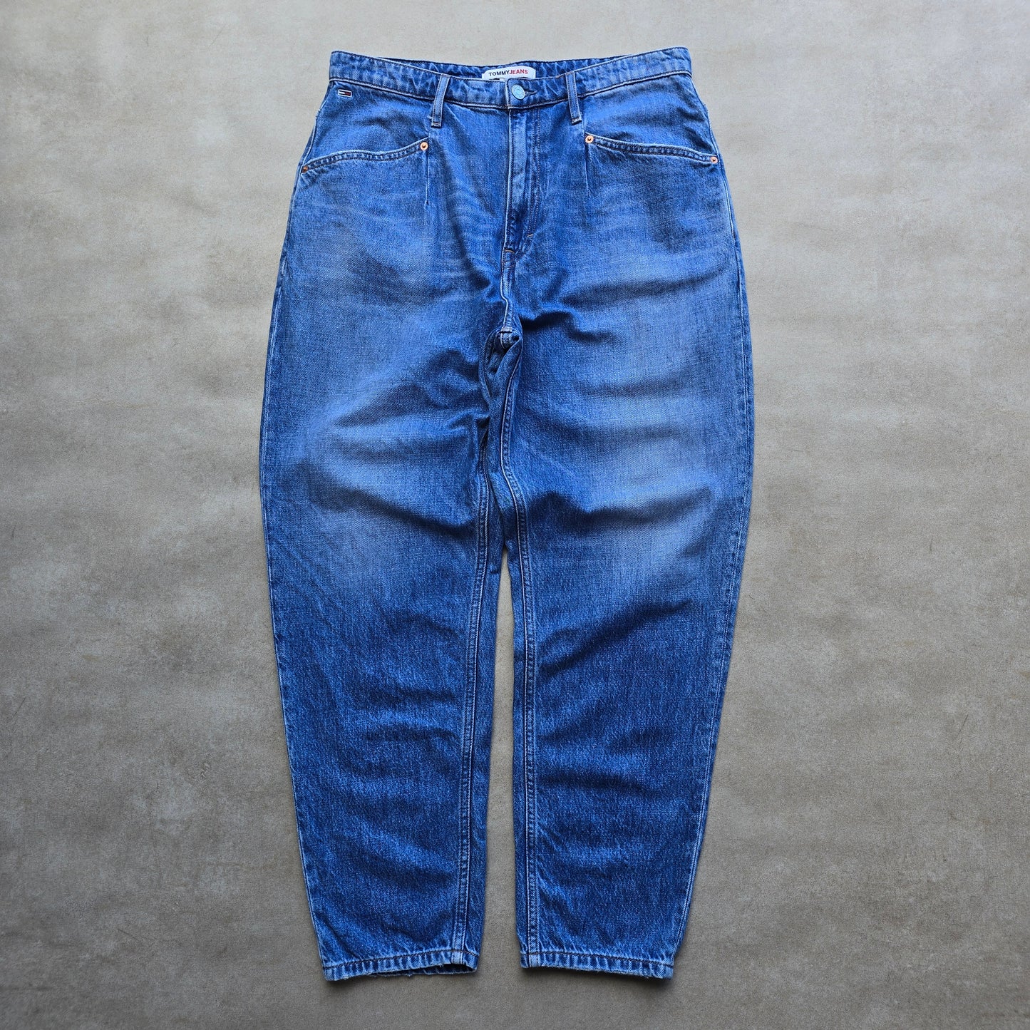 Tommy Hilfiger High Rise Mom Jeans - WMNS 34 x 32