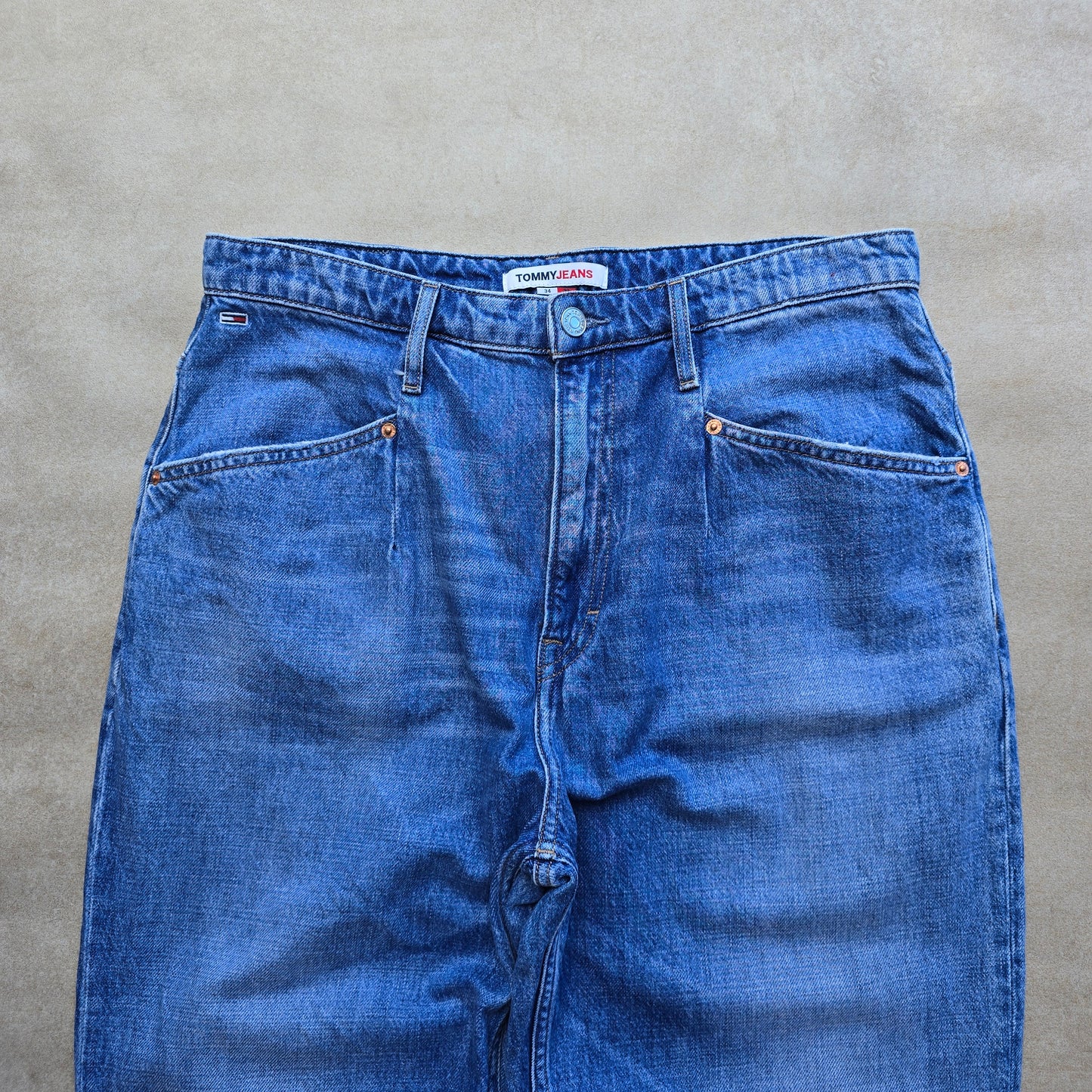 Tommy Hilfiger High Rise Mom Jeans - WMNS 34 x 32