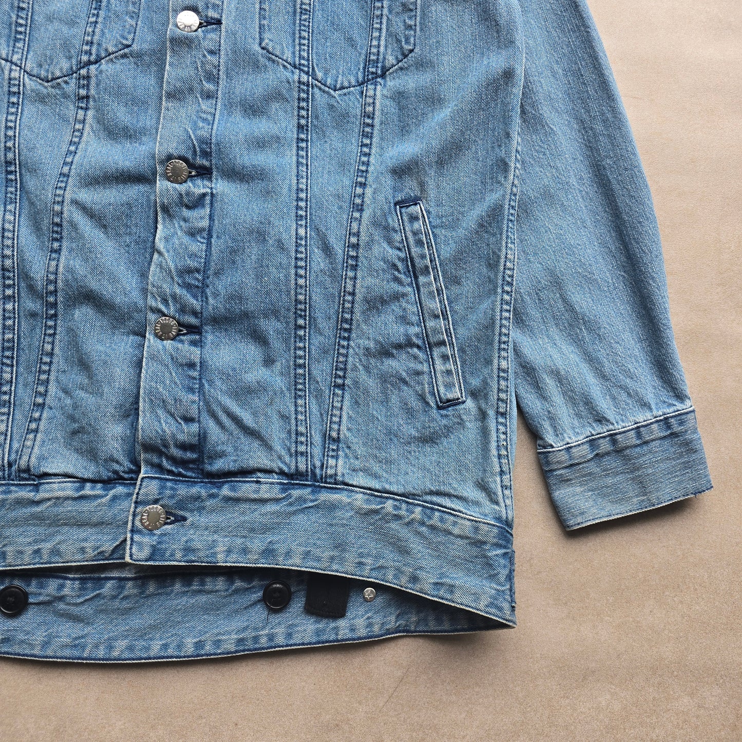 Izzue Denim Jacket - M