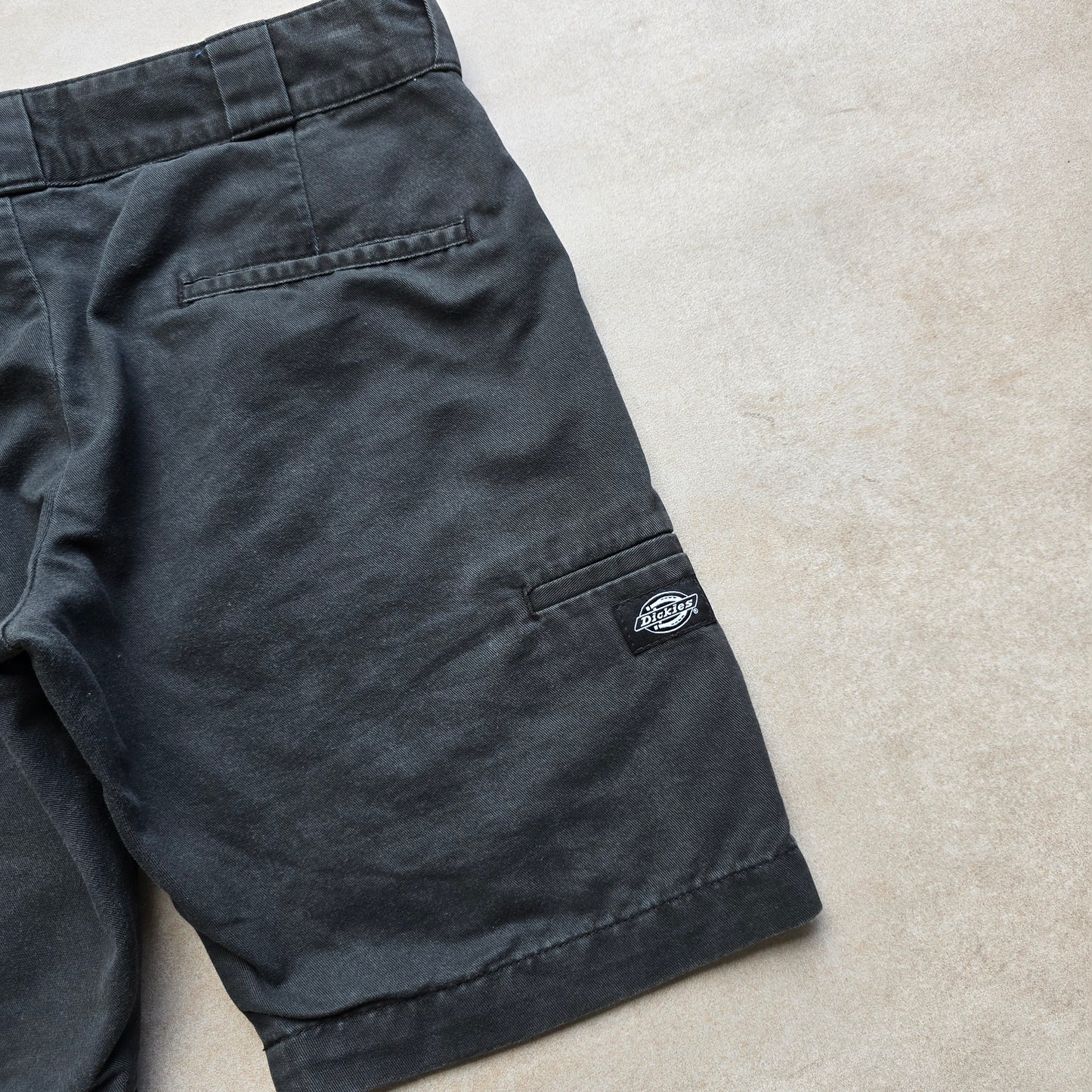 Dickies Skinny Straight Shorts - 32