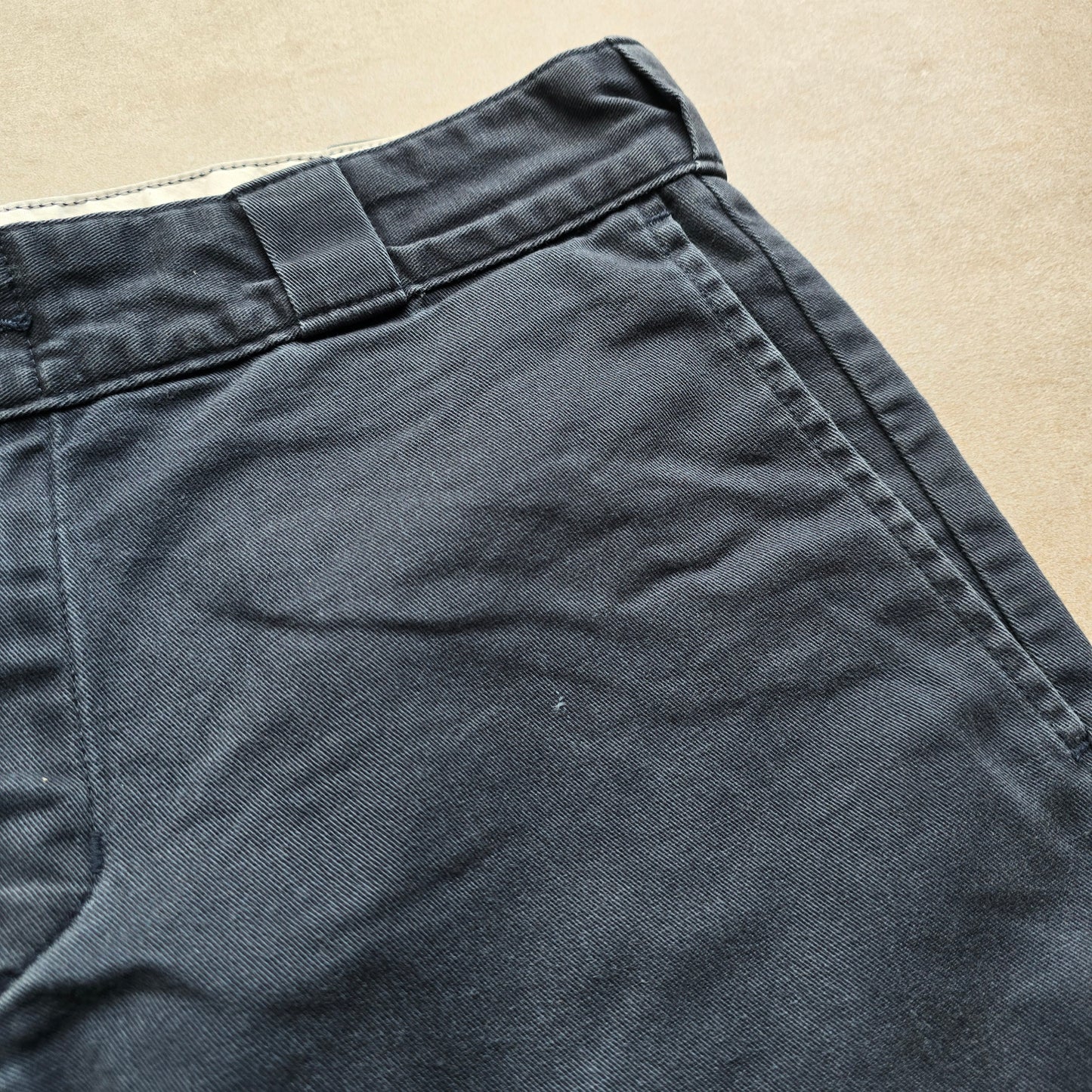Dickies Skinny Straight Shorts - 32