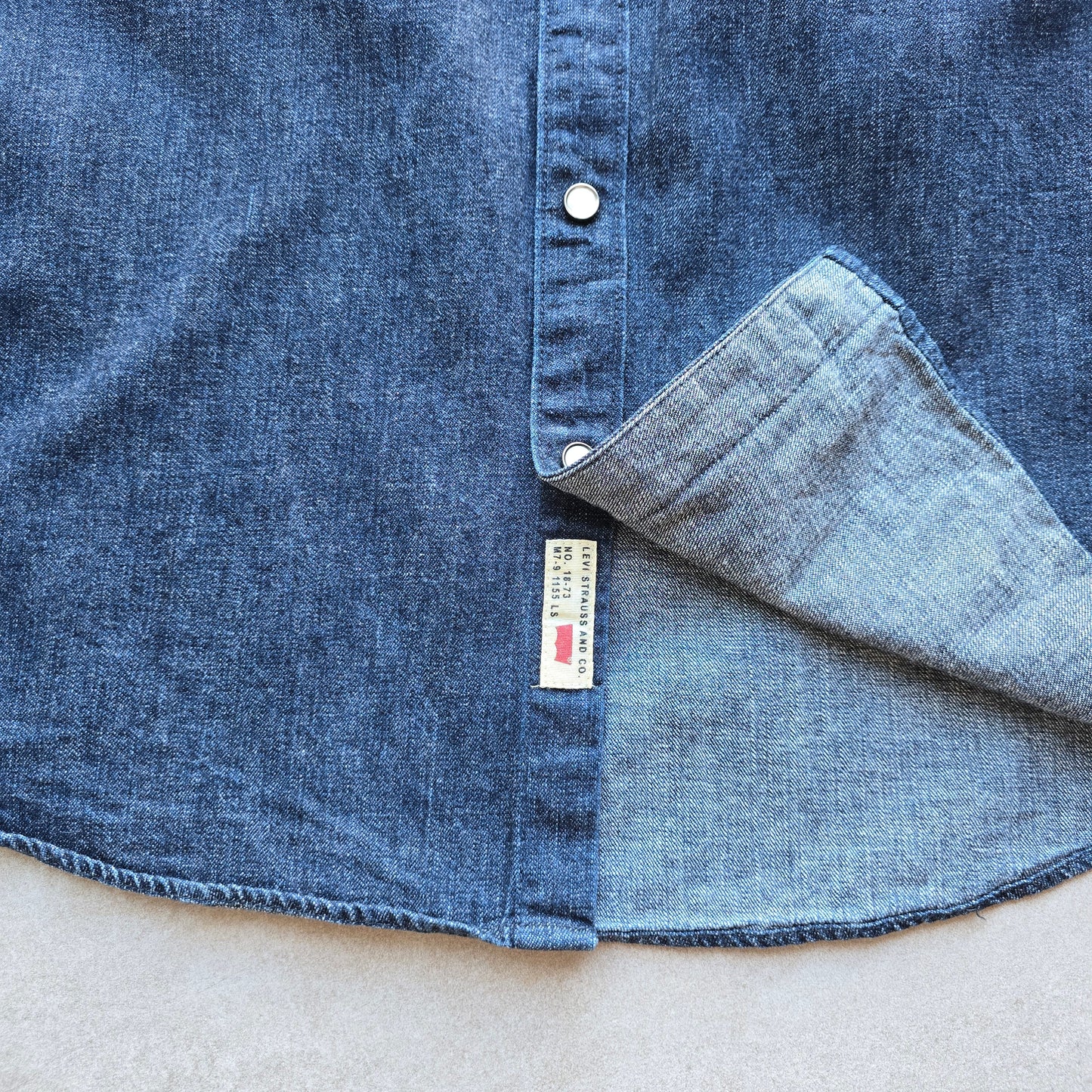 Levi's Pearl Snap Long Sleeve Denim Shirt - L