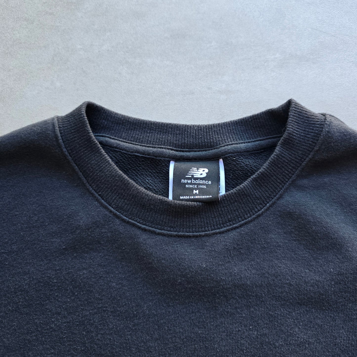 New Balance Sweatshirt - M