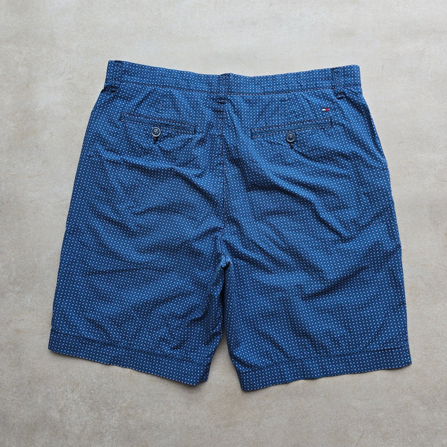 Tommy Hilfiger Shorts - 36