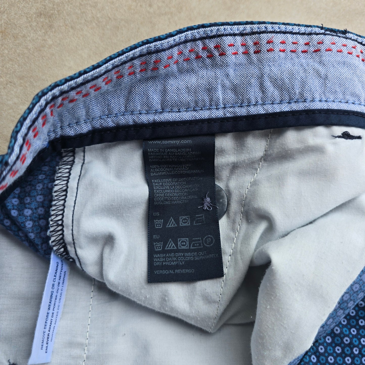 Tommy Hilfiger Shorts - 36