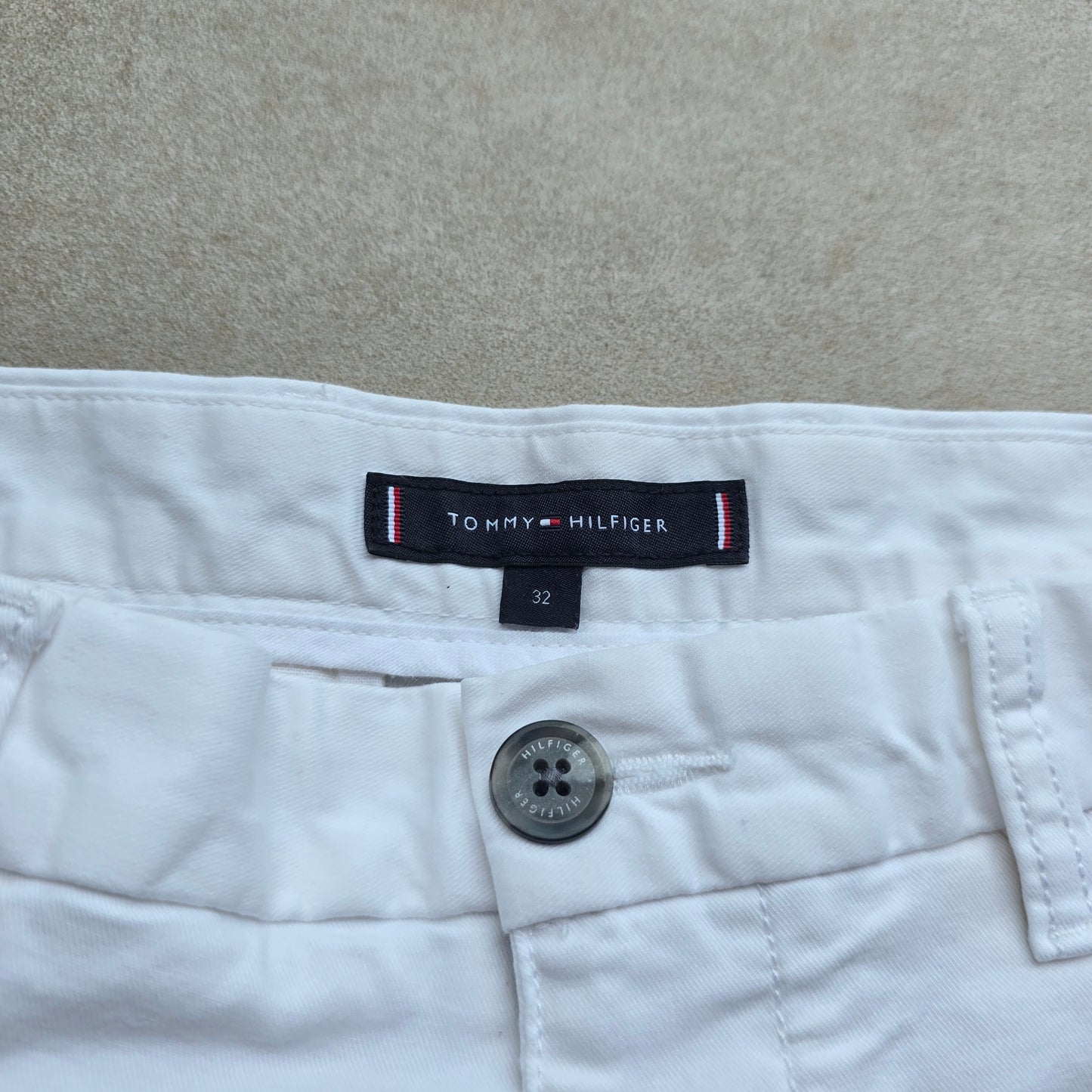 Tommy Hilfiger Brooklyn Stretch Shorts - 32