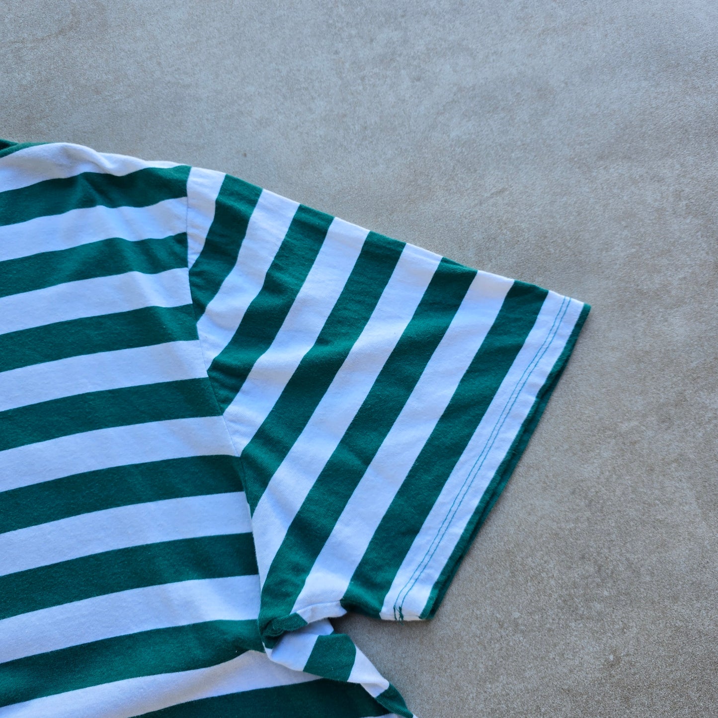 Guess Los Angeles Striped Tee - L