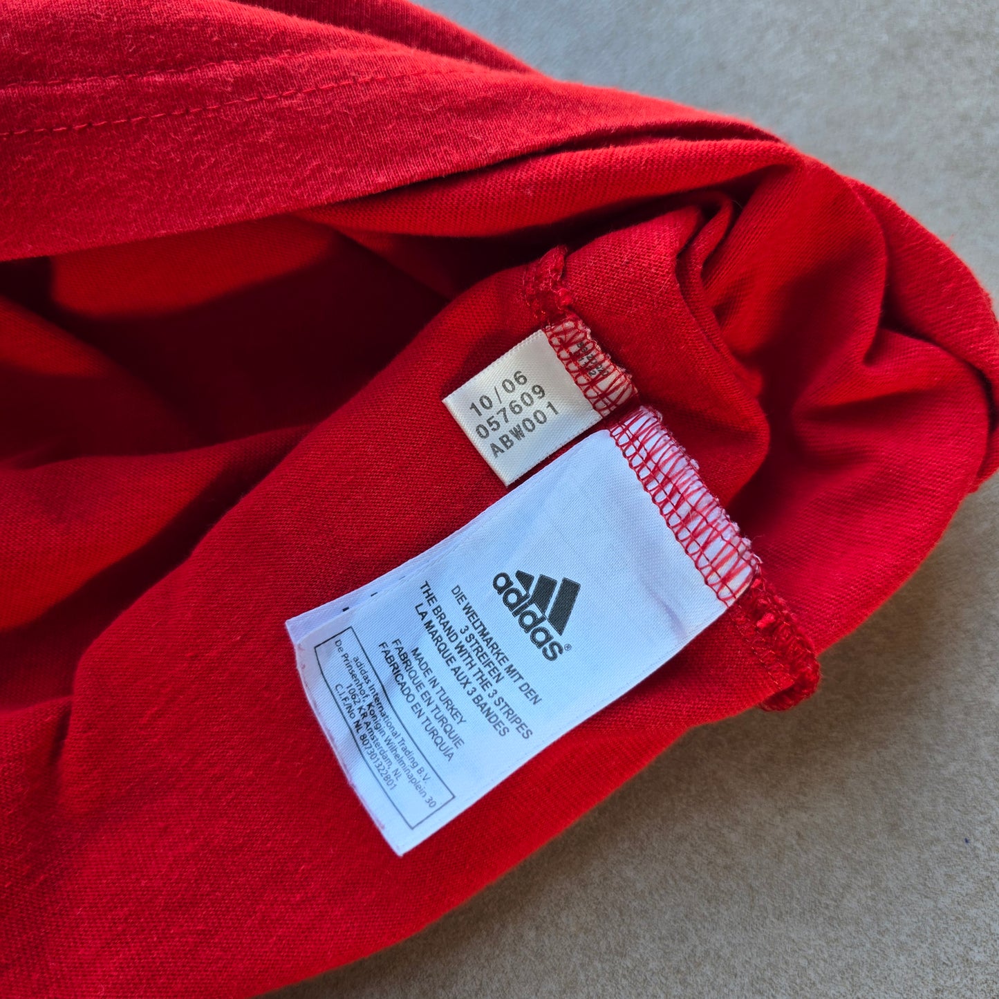Y2K Adidas Tee - L