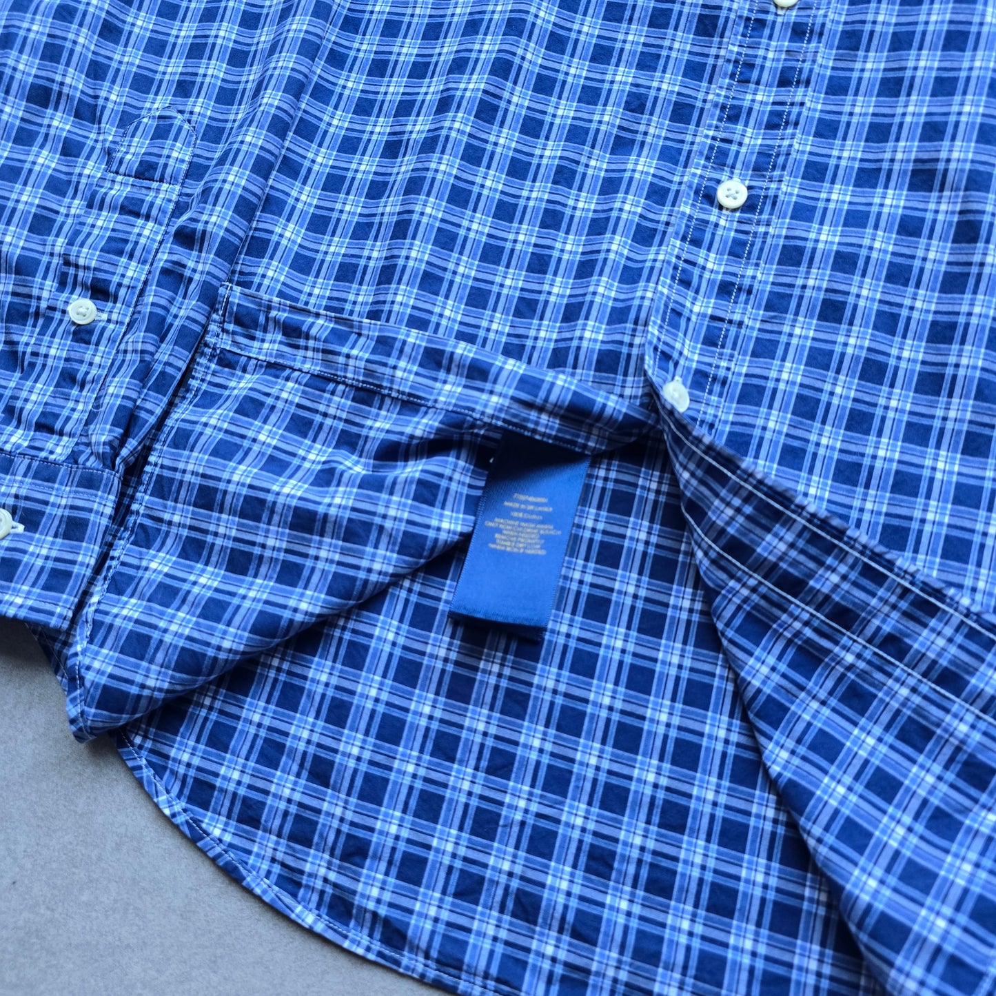 Ralph Lauren Long Sleeve Button Up Shirt - M