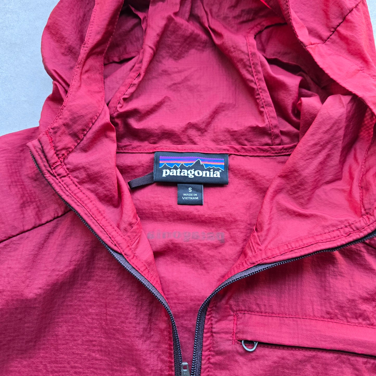 Patagonia Lightweight Full Zip Nylon Jacket - S