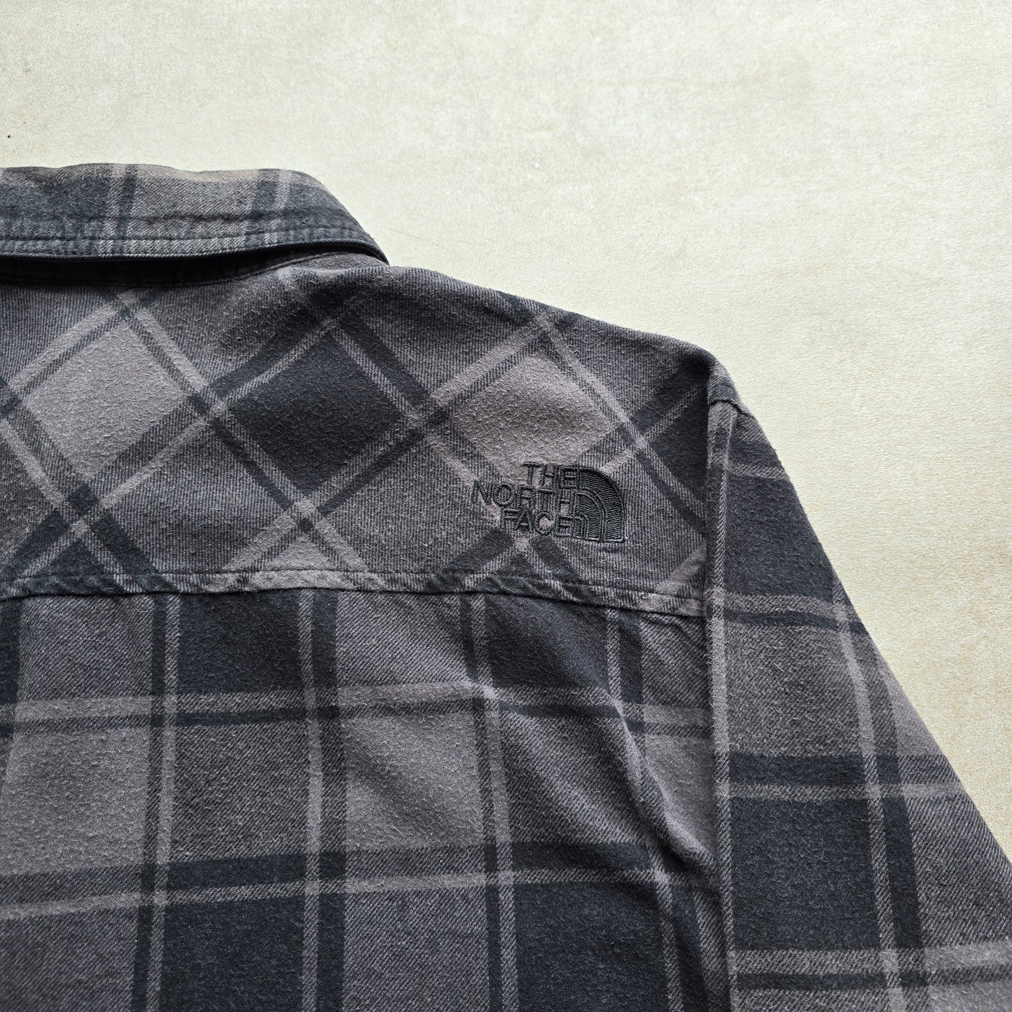 The North Face Flannel Button Up Shirt - L