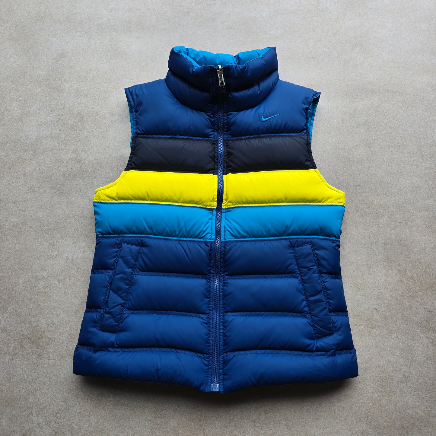 Vintage Nike Reversible 550 Puffer Vest - WMNS M