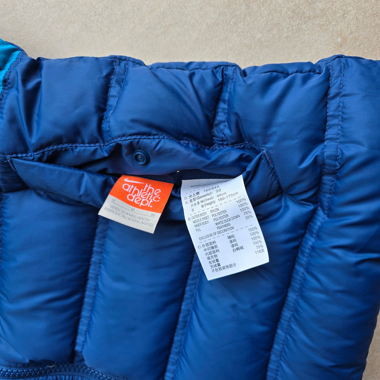 Vintage Nike Reversible 550 Puffer Vest - WMNS M