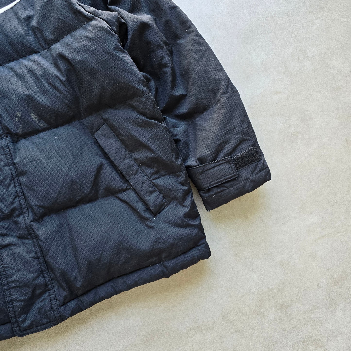 Vintage Nike Puffer Jacket - M
