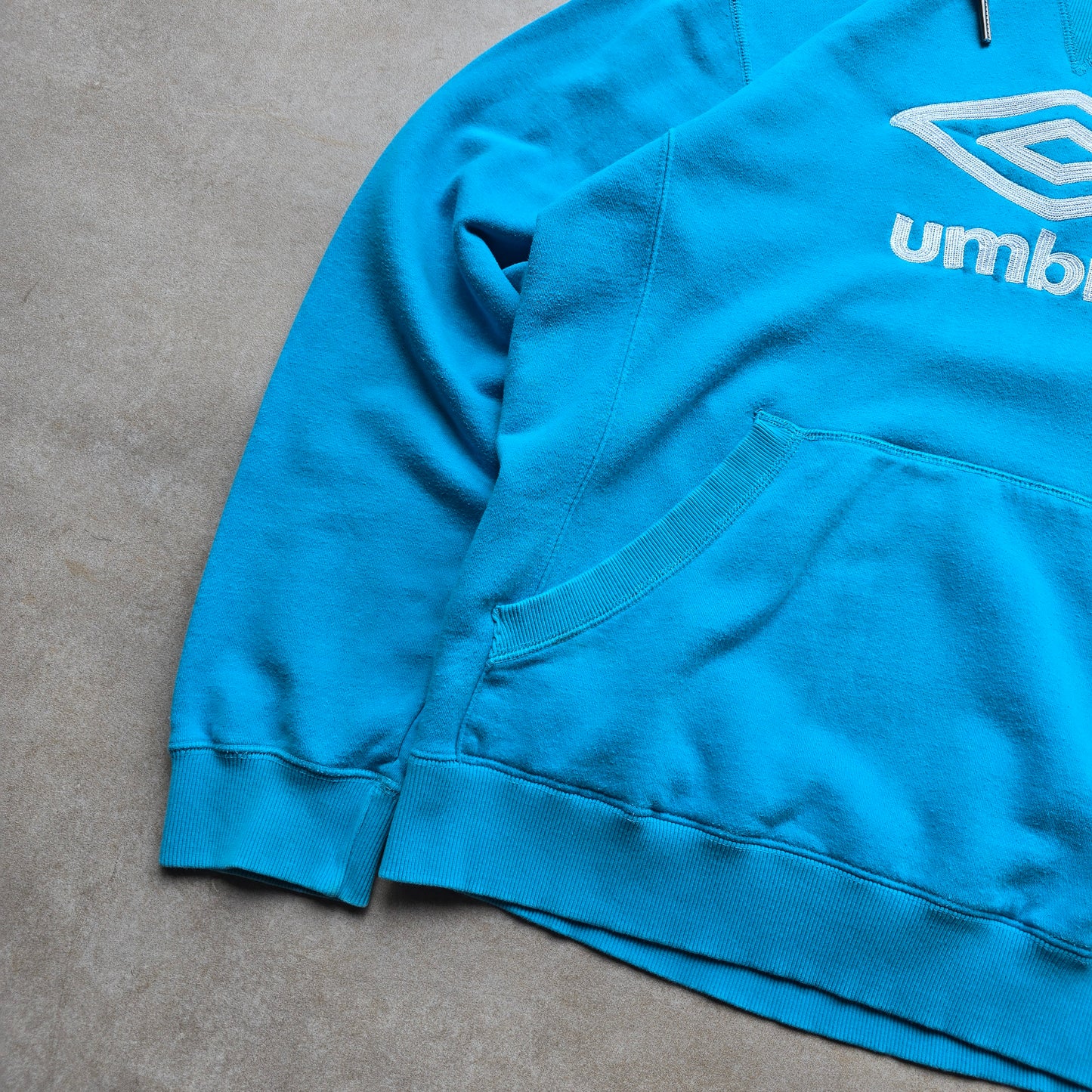 Vintage Umbro Hoodie - M
