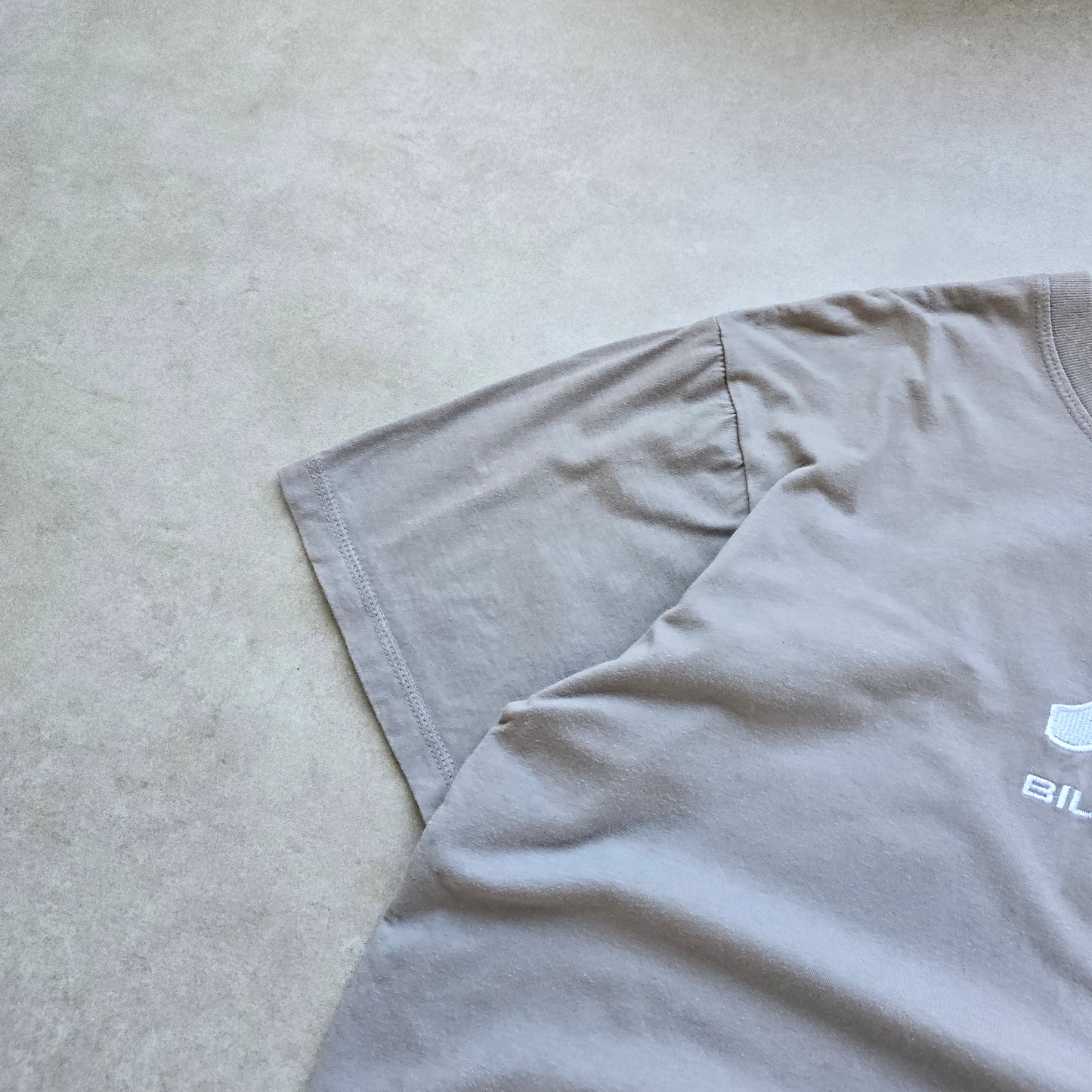 Billabong Embroidered Logo Tee - M/L
