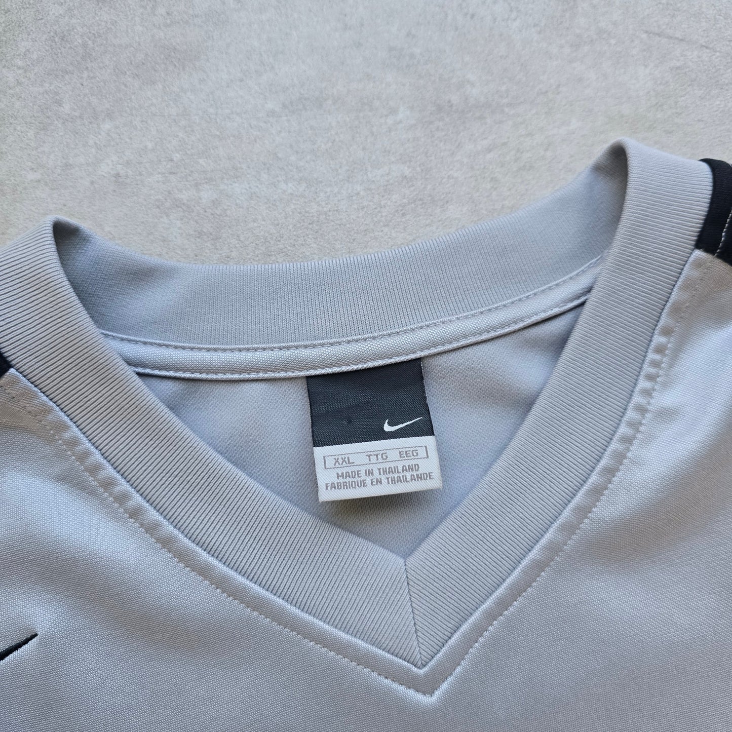 Vintage Nike Embroidered Swoosh Jersey Tee - L/XL