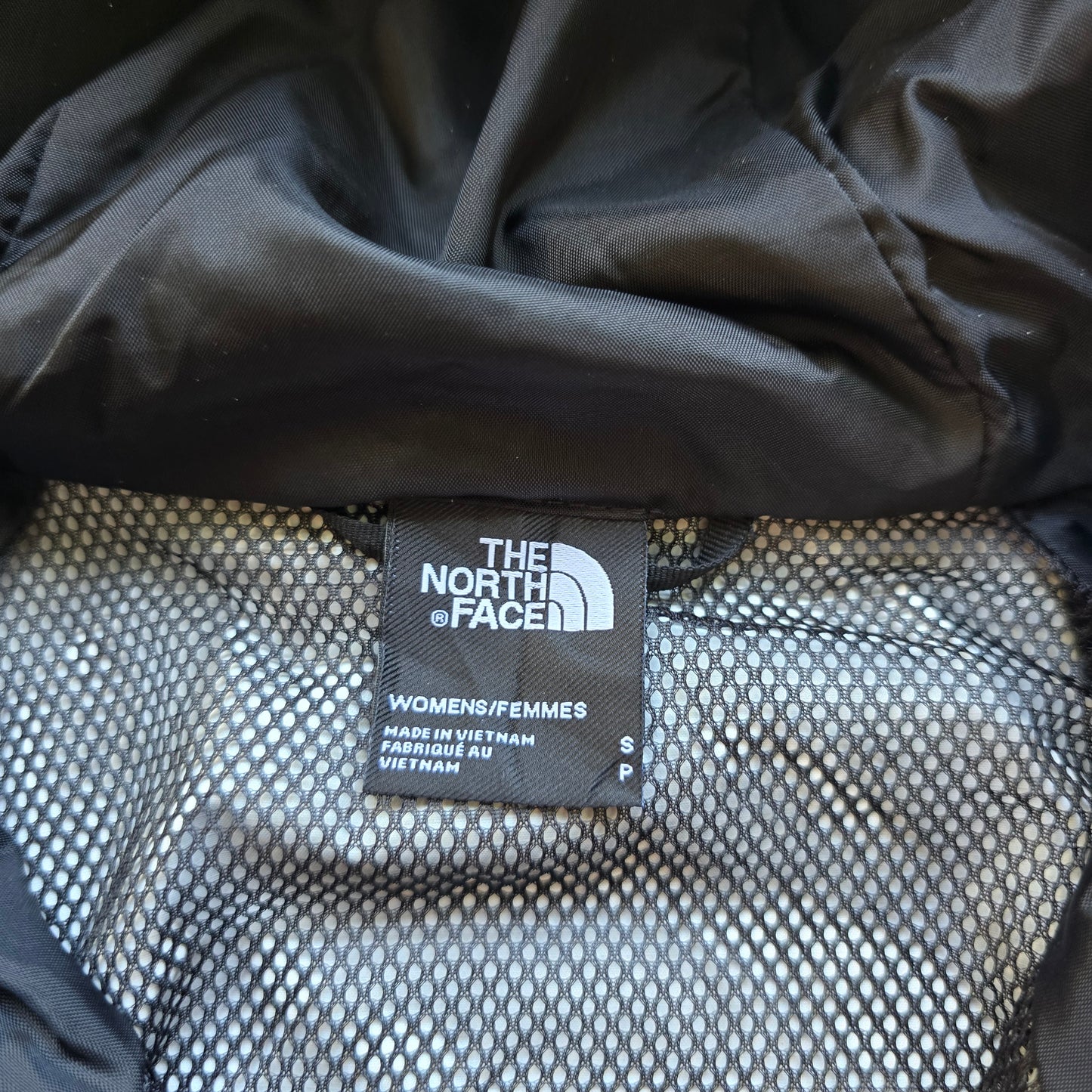 The North Face Two-Tone Windbreaker Jacket - WMNS S