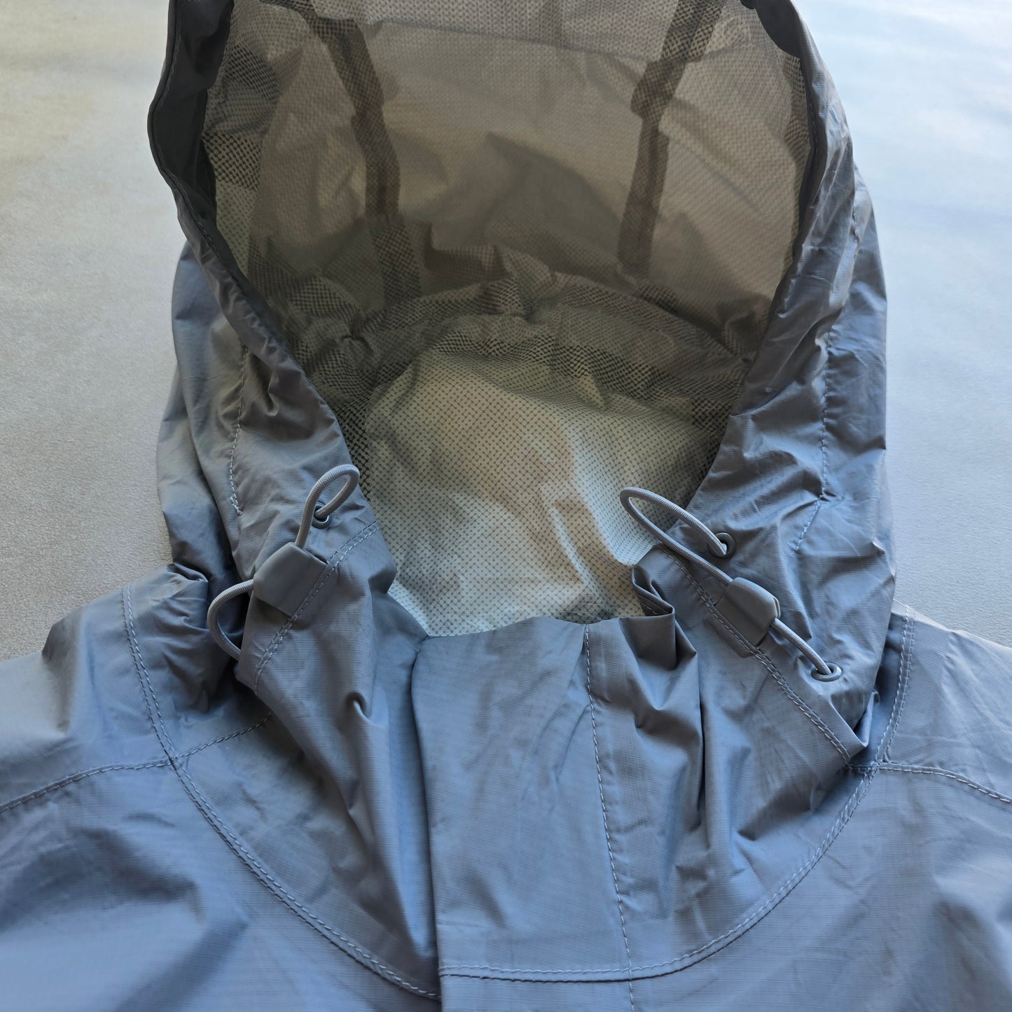 The North Face Dryvent Windbreaker Jacket - L