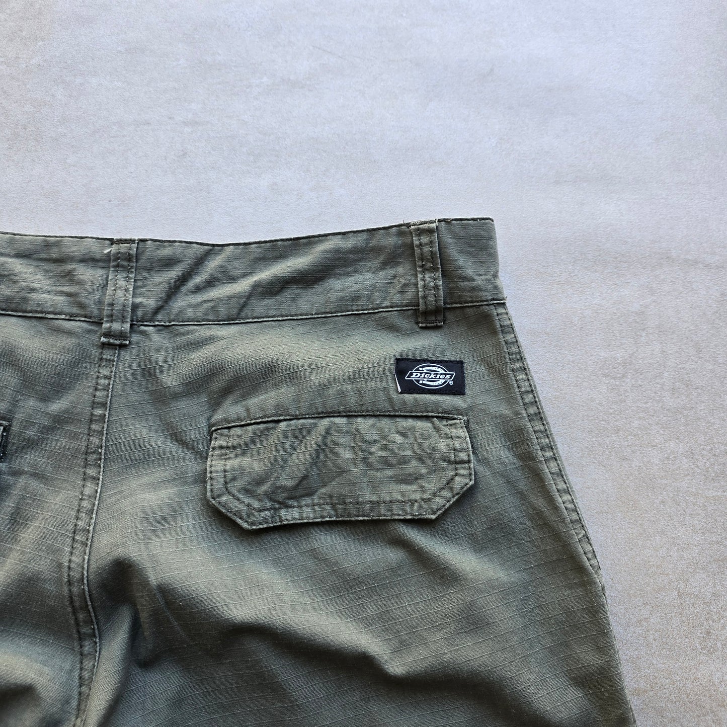 Dickies Cargo Pants - 28