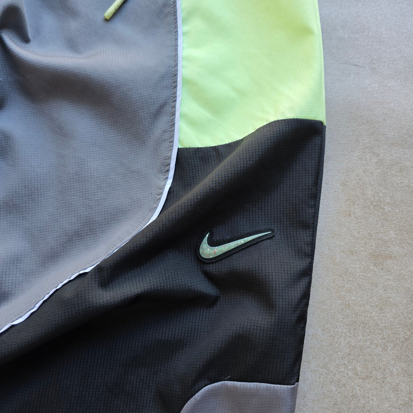 Nike Track Pants - M