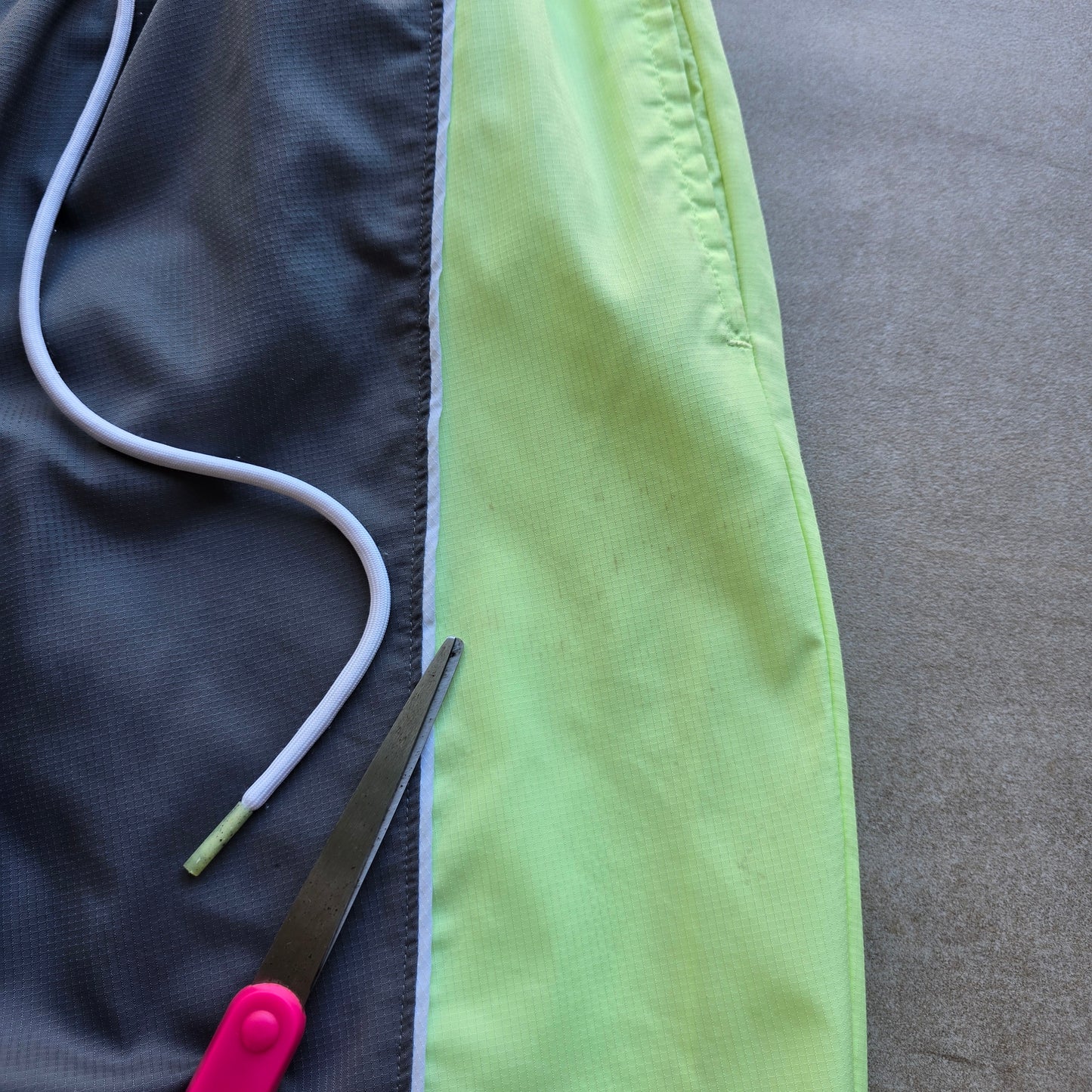 Nike Track Pants - M