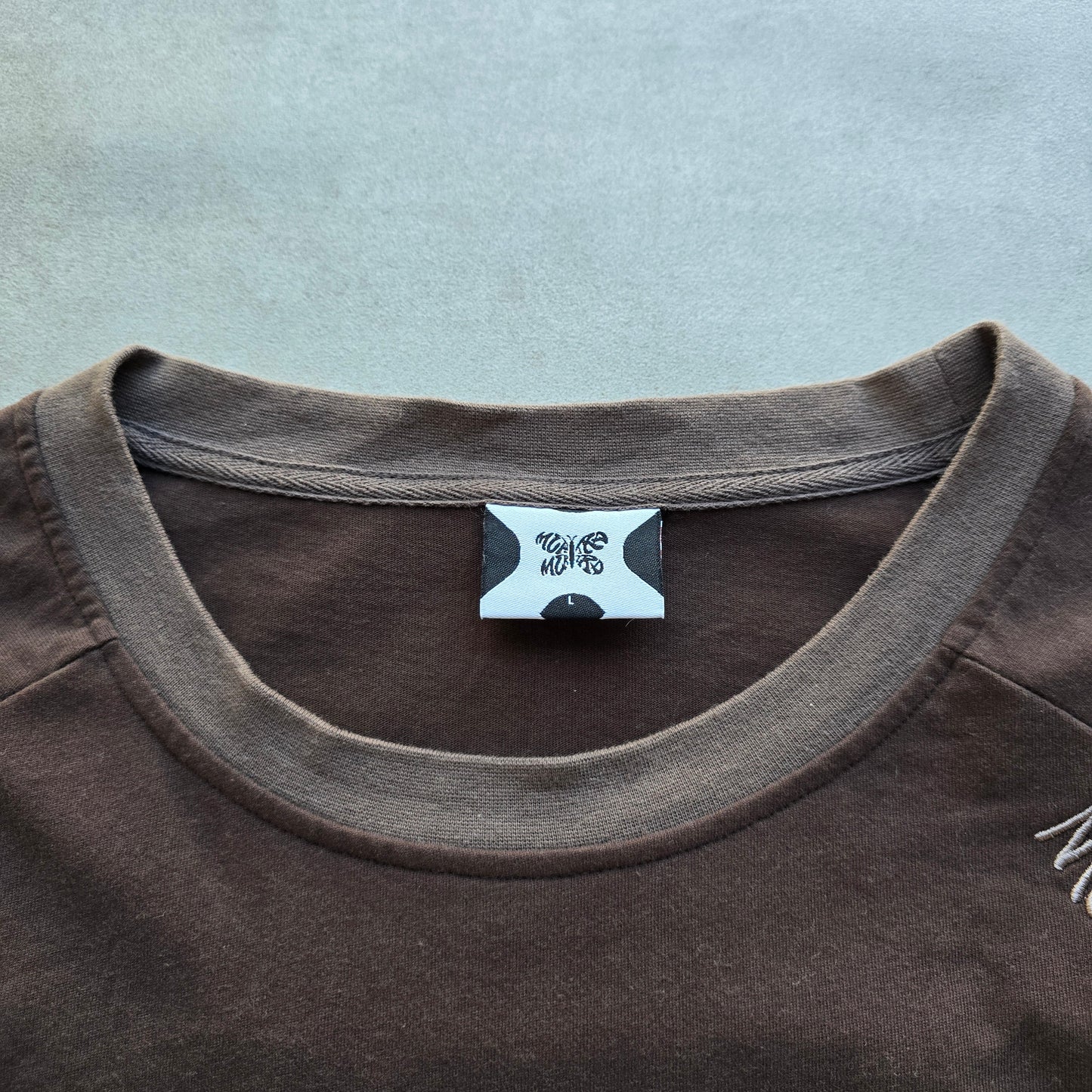 Mertra Mantis Brown Tee - L