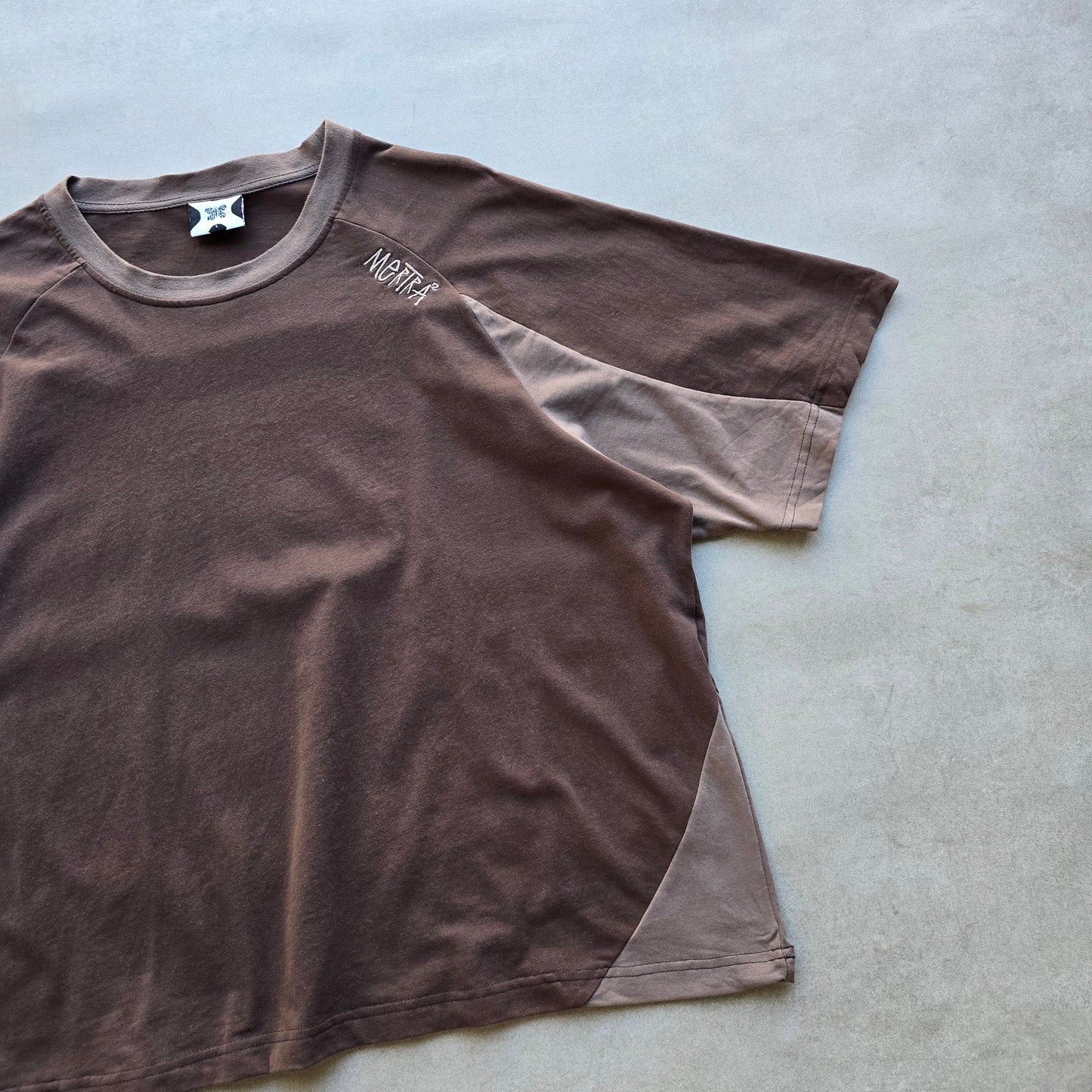 Mertra Mantis Brown Tee - L