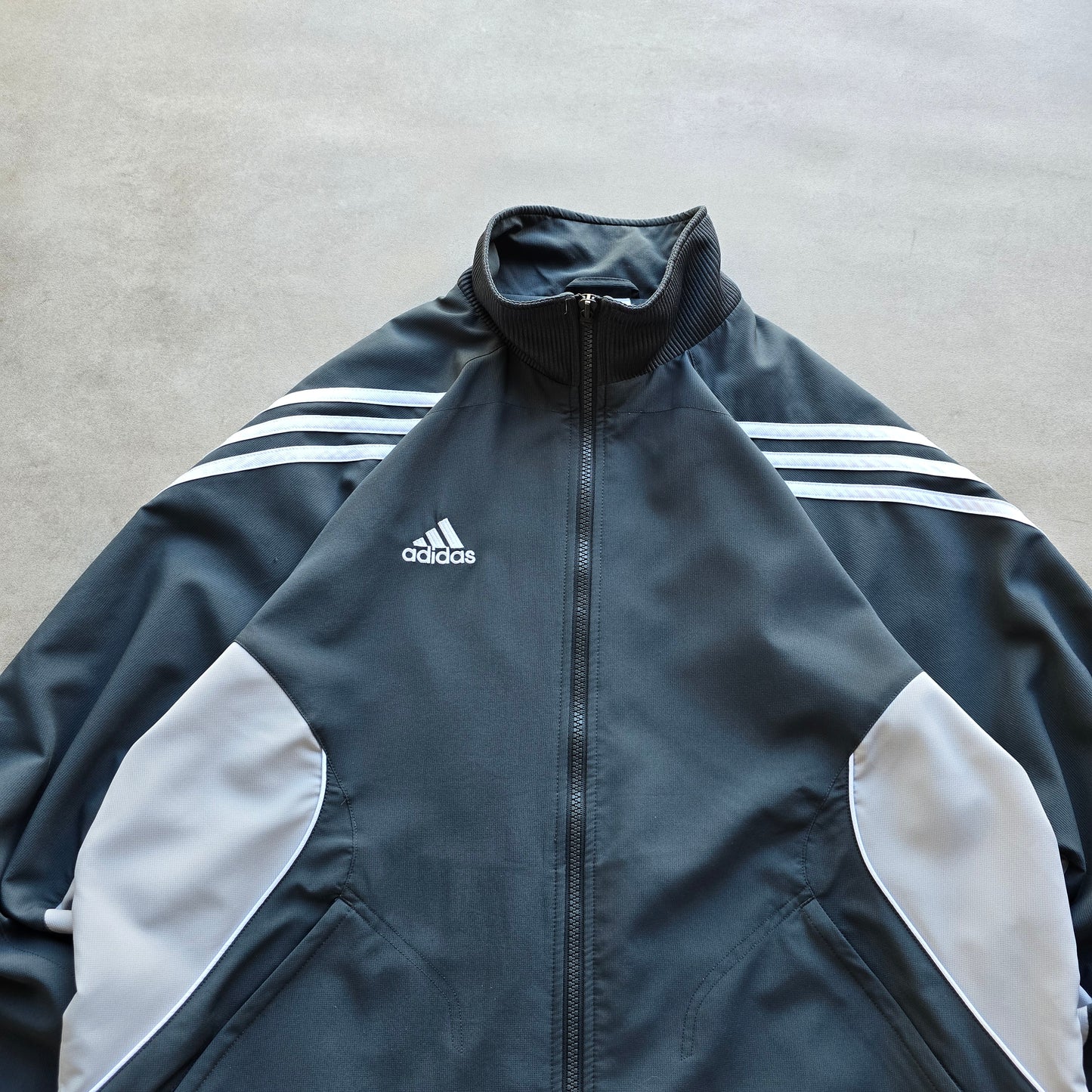 Vintage Adidas Windbreaker Jacket - M/L