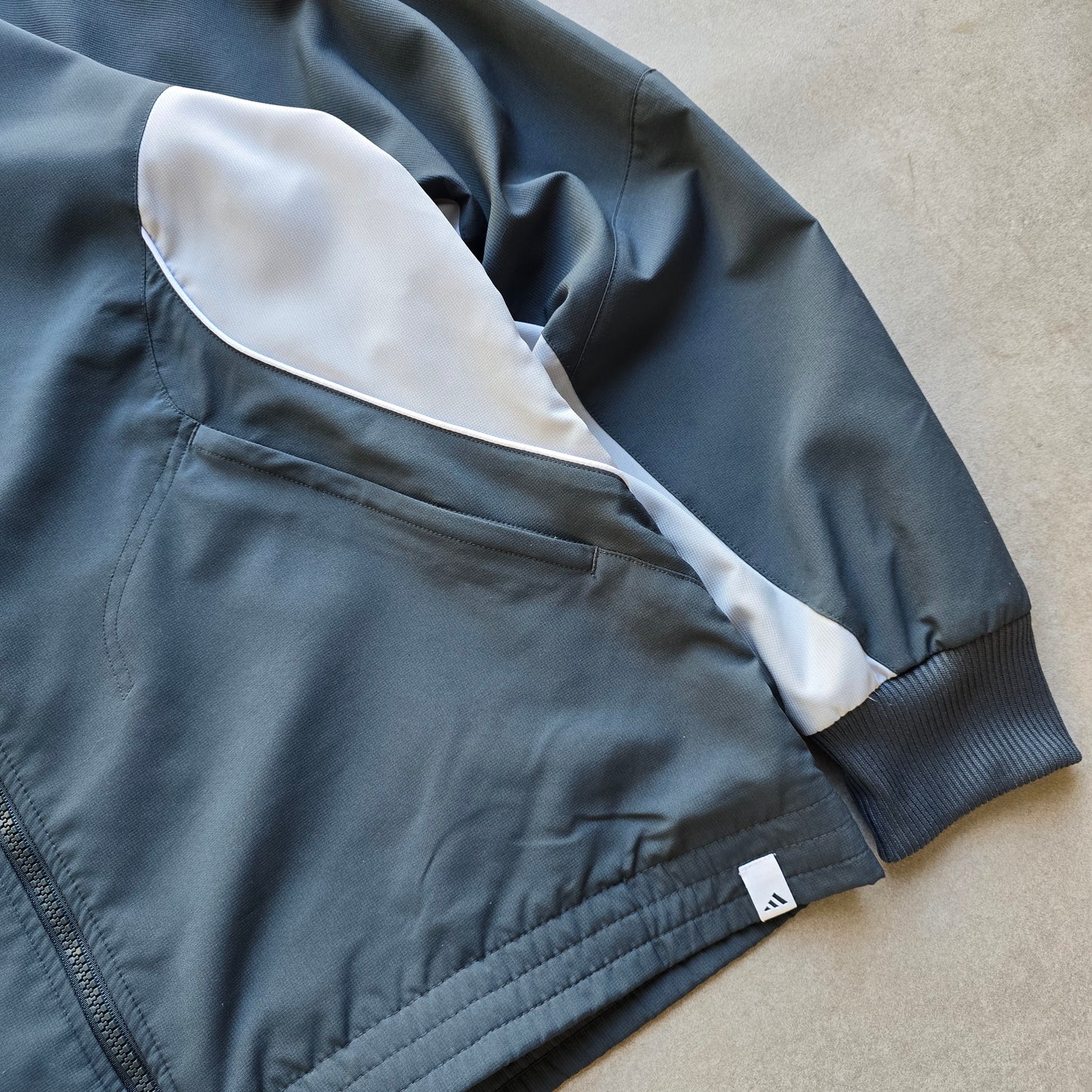 Vintage Adidas Windbreaker Jacket - M/L