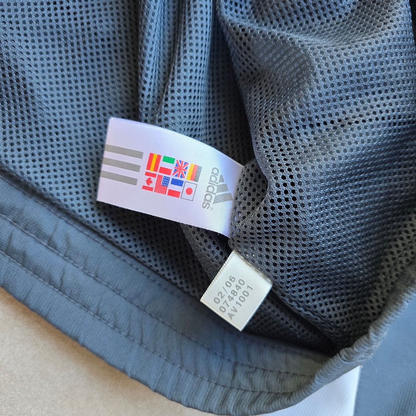 Vintage Adidas Windbreaker Jacket - M/L