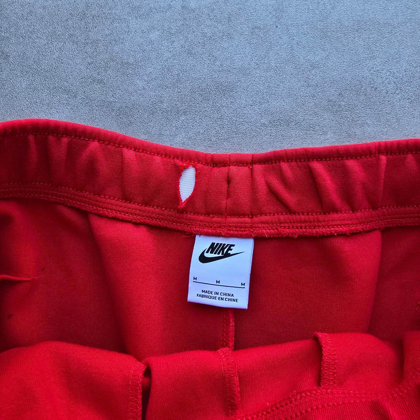 Nike Tech Fleece Pants - M