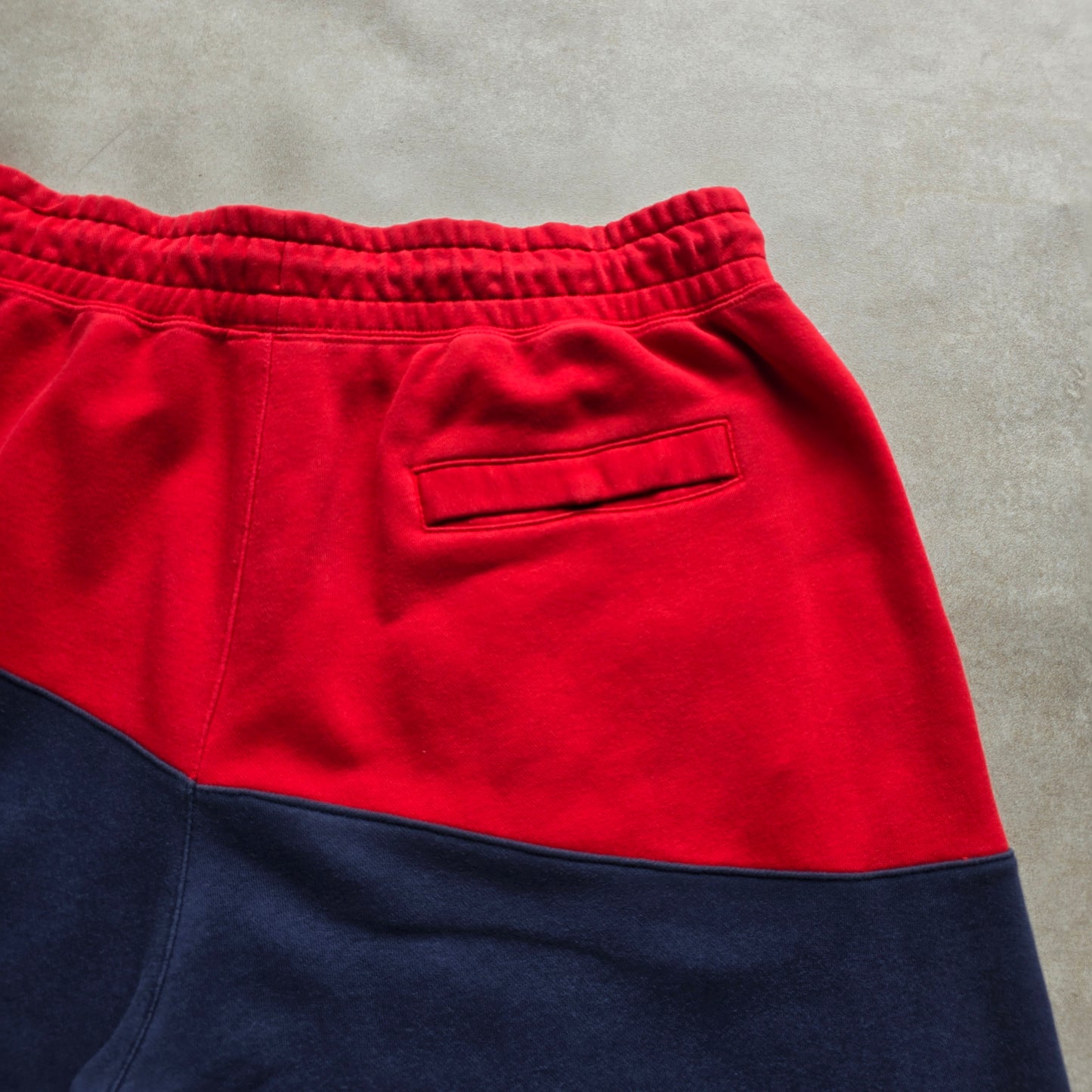 Nike Sweat Shorts - XL